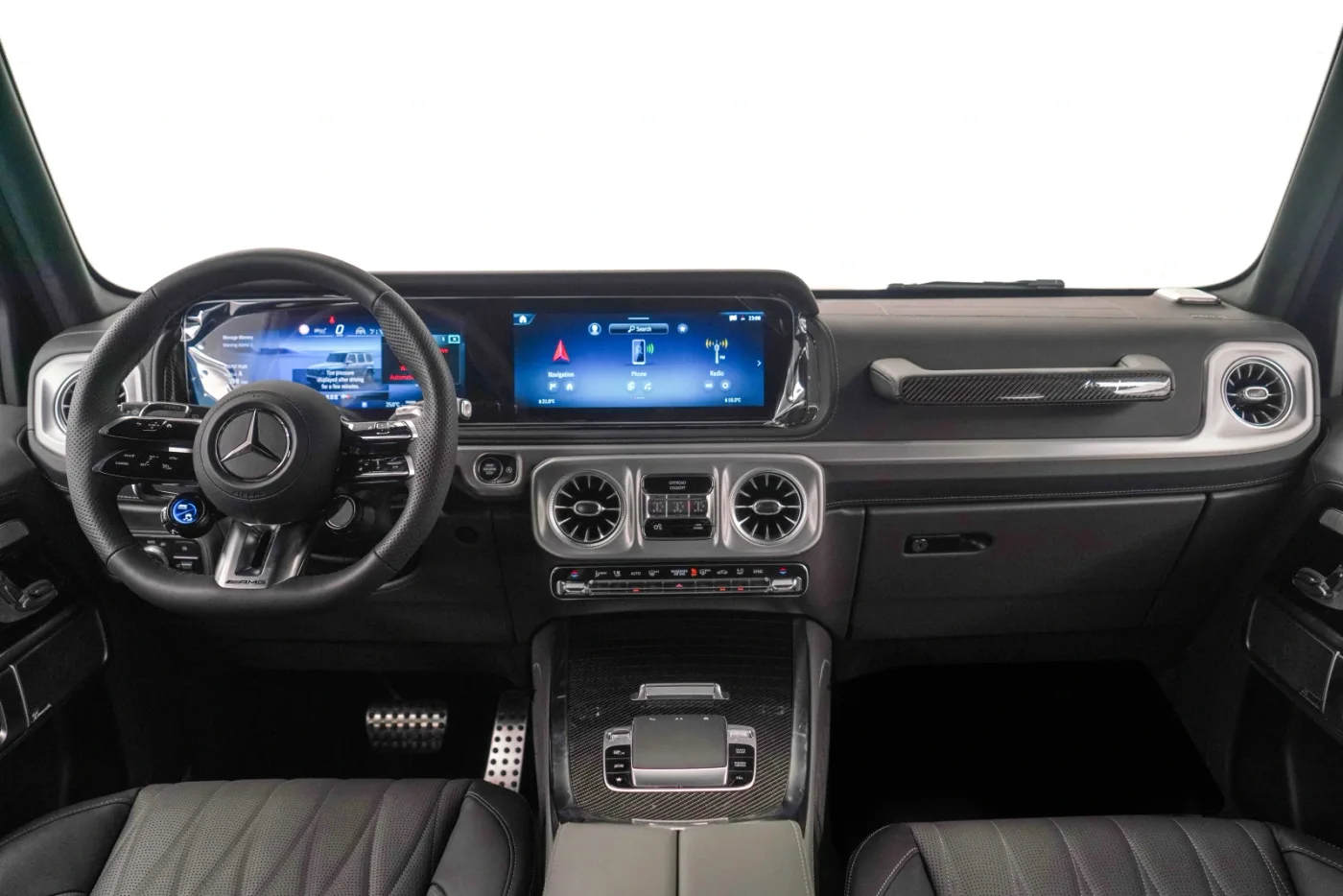 2025 Mercedes-AMG G 63 offered by a specialist dealer in Dubai, United Arab Emirates, photo 10 of 10