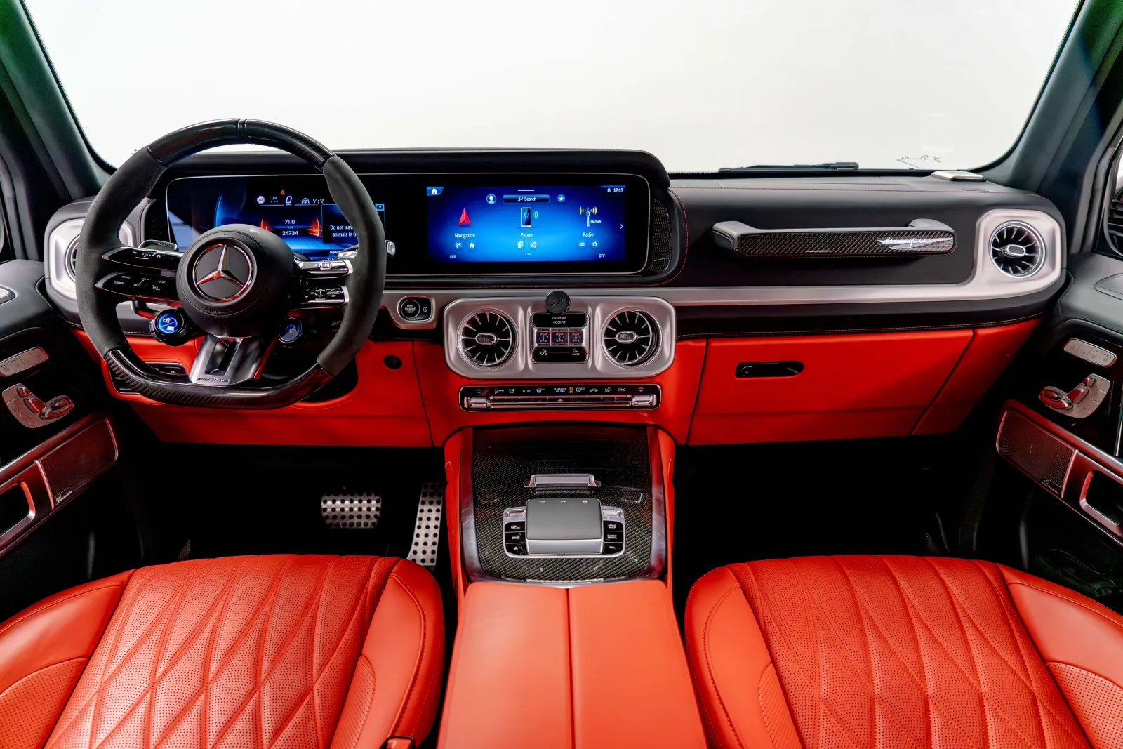 2025 Mercedes-AMG G 63 Double Night Package, 8/16