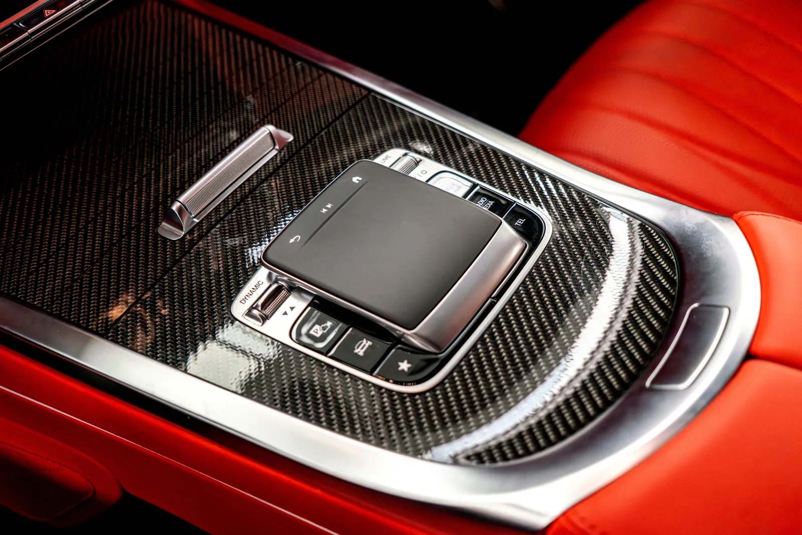 2025 Mercedes-AMG G 63 Double Night Package, 10/16