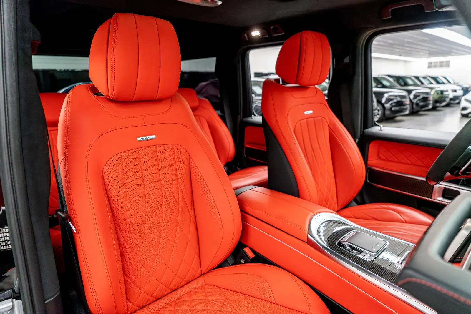 2025 Mercedes-AMG G 63 Double Night Package, 13/16