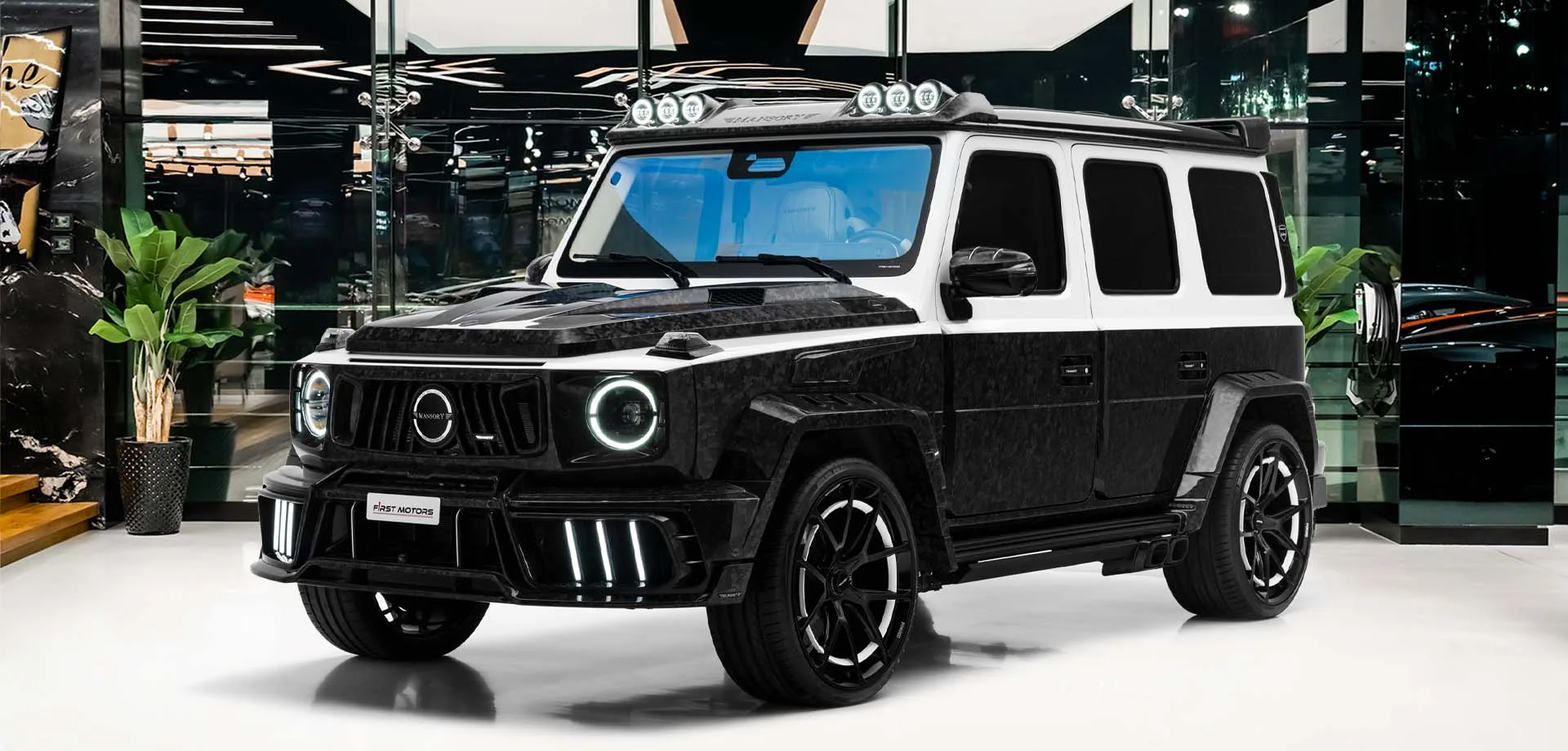 2025 Mercedes-AMG G 63 angeboten von einem Fachhändler in Dubai, Vereinigte Arabische Emirate, Hauptfoto