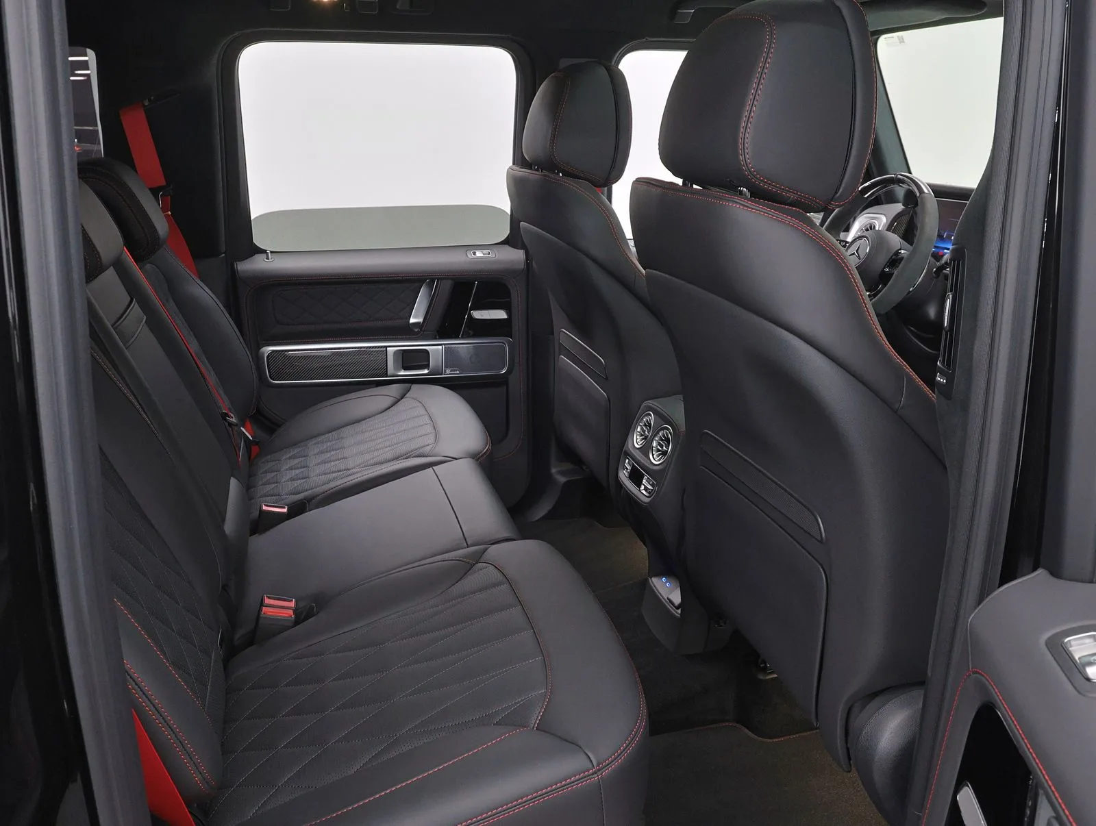 2025 Mercedes-AMG G 63 Night package, 16/23