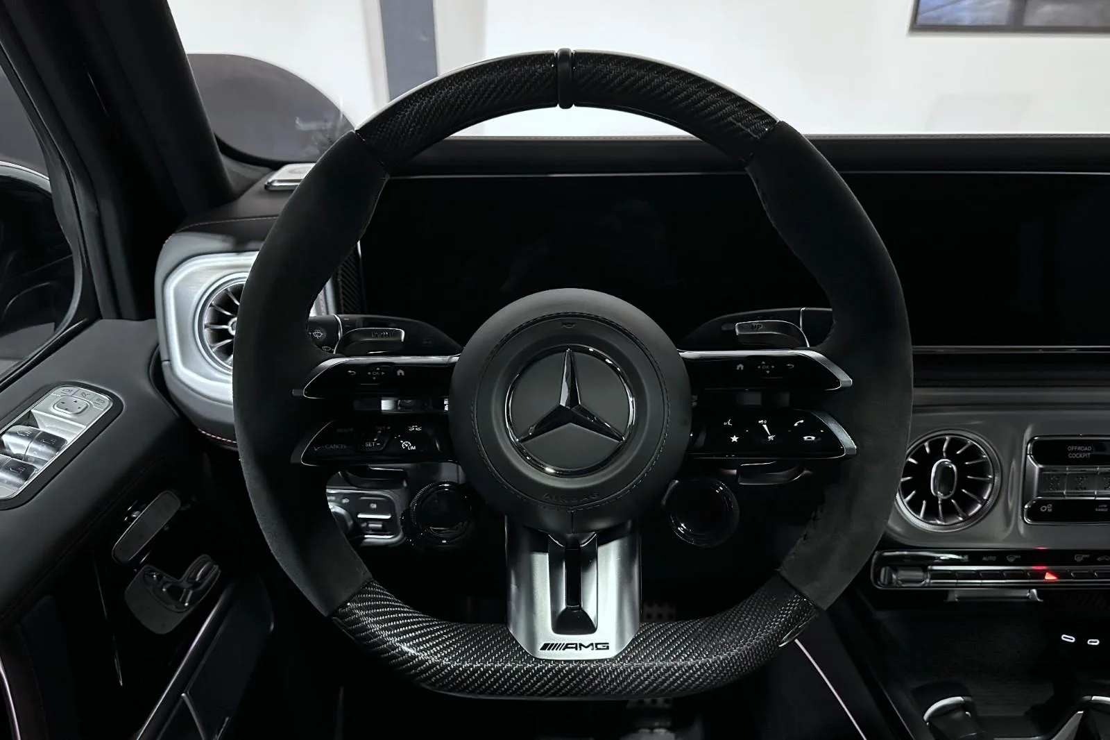 2025 Mercedes-AMG G 63, 7/17