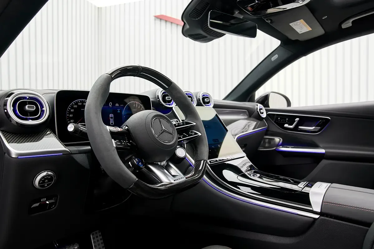 2025 Mercedes-AMG GLC 63 S E Performance Coupé, 9/12