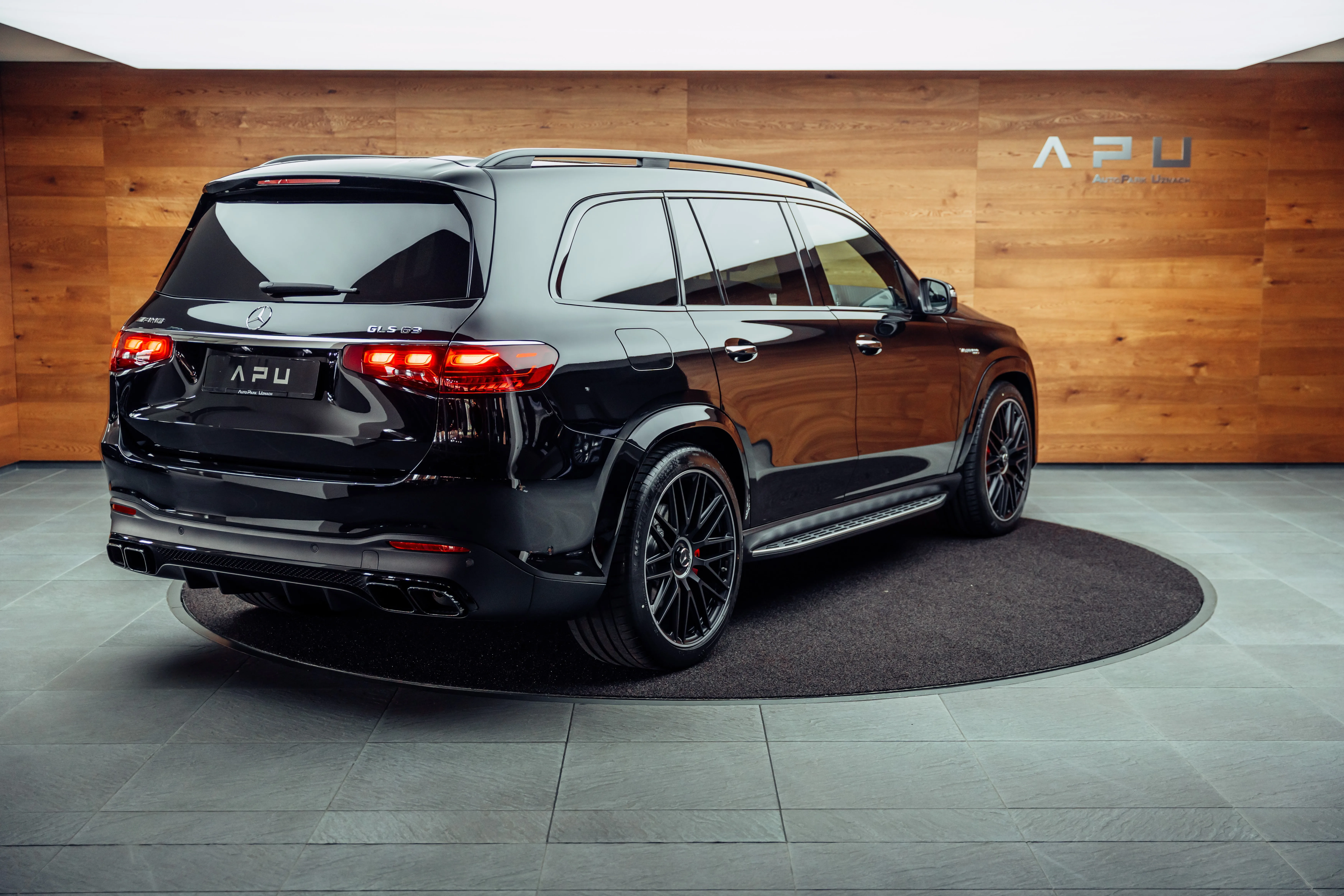 2025 Mercedes-AMG GLS 63, 4/27