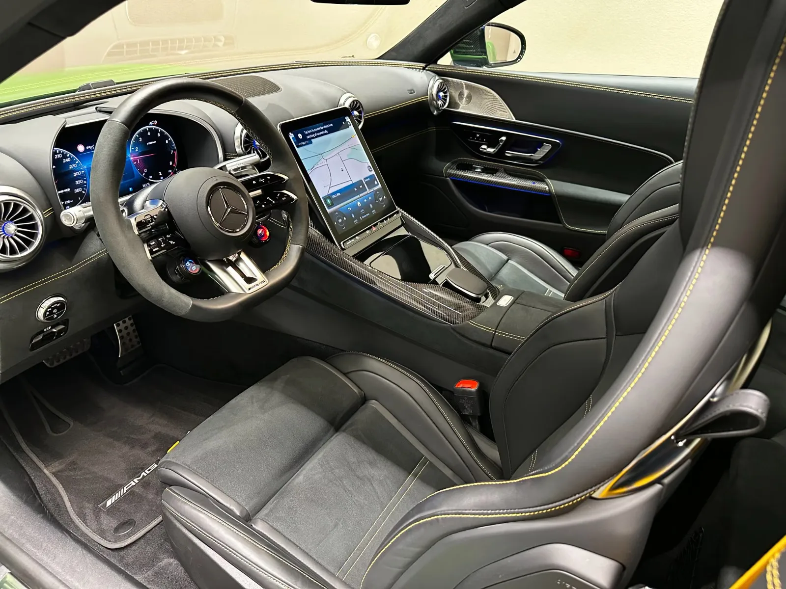 2025 Mercedes-AMG GT 63 PRO, 16/30