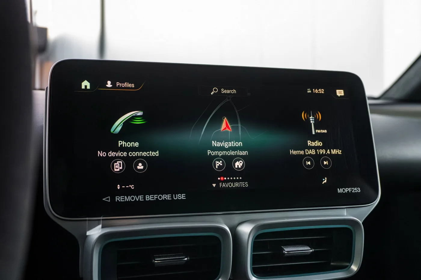 2025 Mercedes-AMG ONE angeboten von einem Supersportwagenhändler in Woerden, Niederlande, Foto 18 von 25