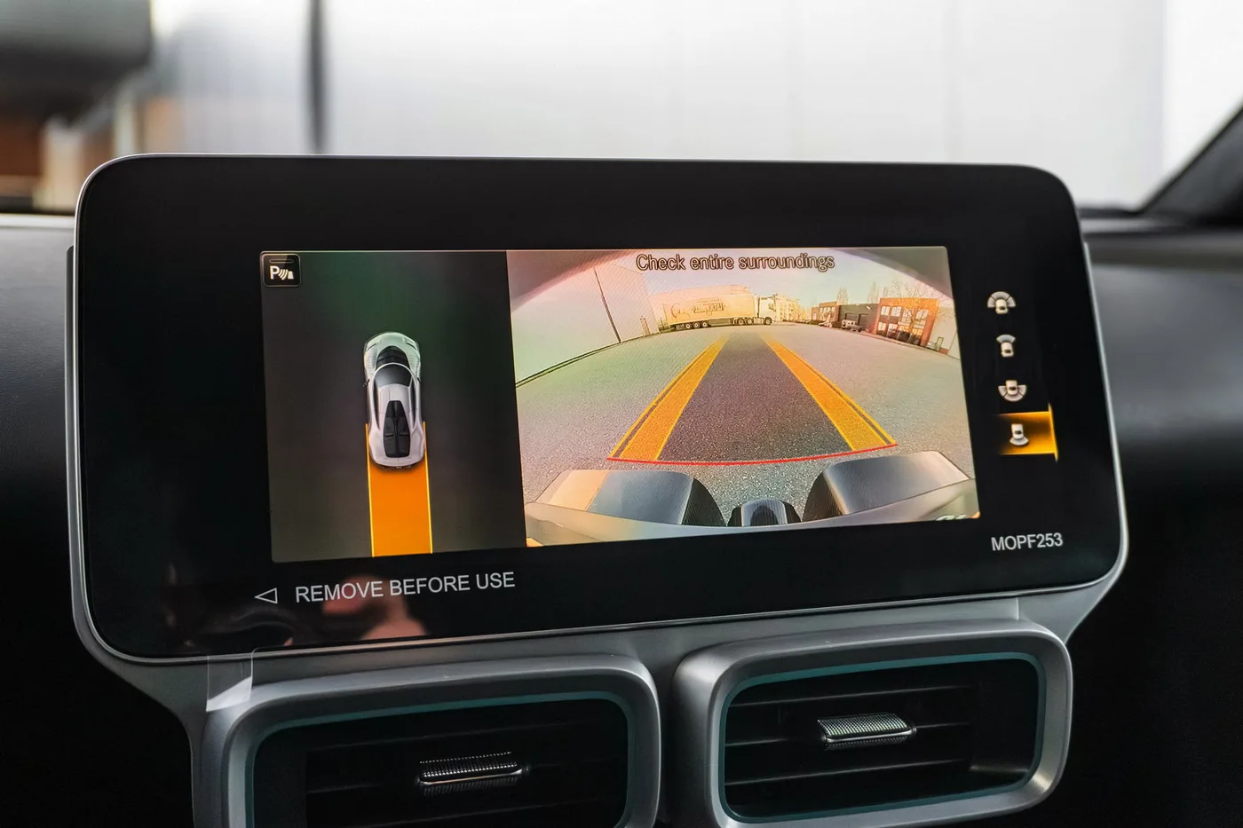 2025 Mercedes-AMG ONE angeboten von einem Supersportwagenhändler in Woerden, Niederlande, Foto 19 von 25