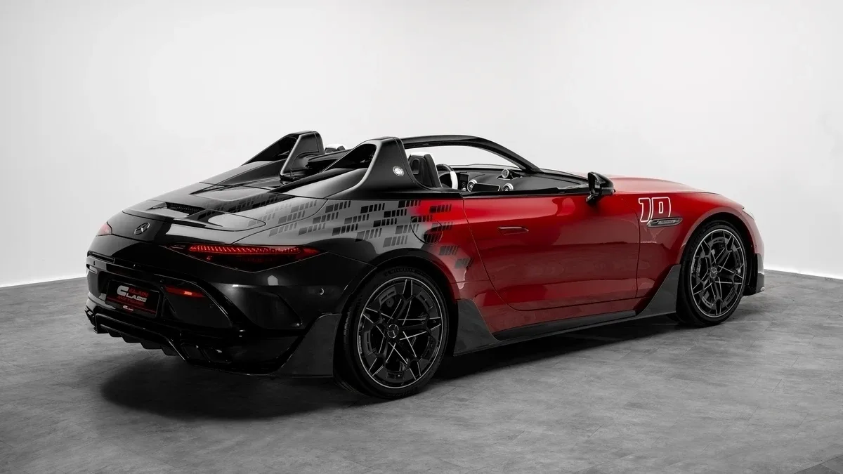 2025 Mercedes-AMG PureSpeed angeboten von einem Fachhändler in Dubai, Vereinigte Arabische Emirate, Foto 3 von 25