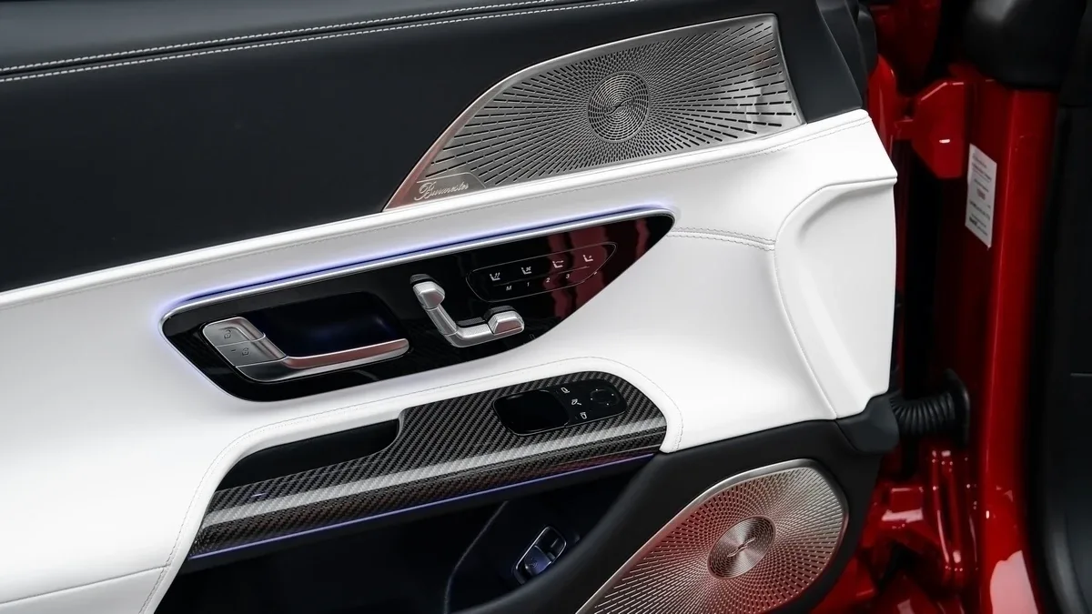 2025 Mercedes-AMG PureSpeed angeboten von einem Fachhändler in Dubai, Vereinigte Arabische Emirate, Foto 10 von 25