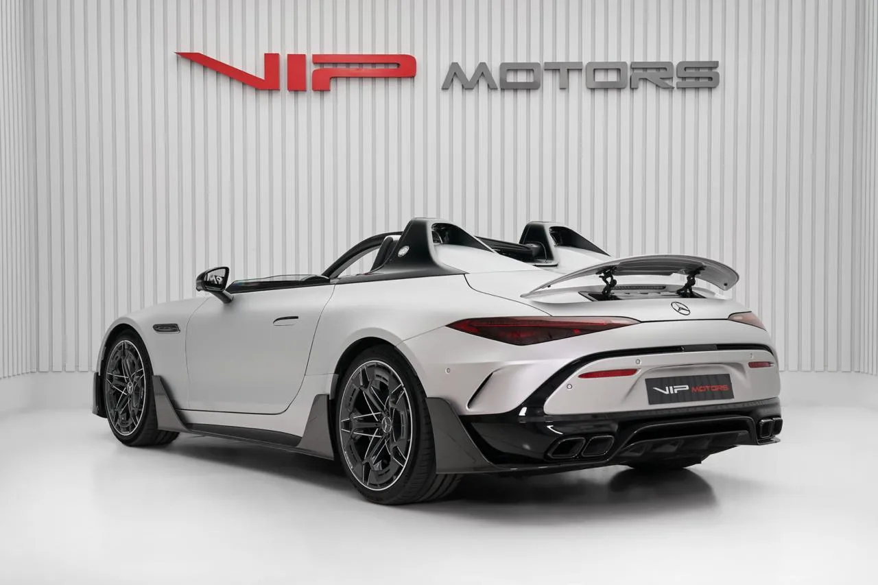 2025 Mercedes-AMG PureSpeed proposée par un concessionnaire spécialisé à Dubai, Émirats arabes unis, photo 6 sur 10