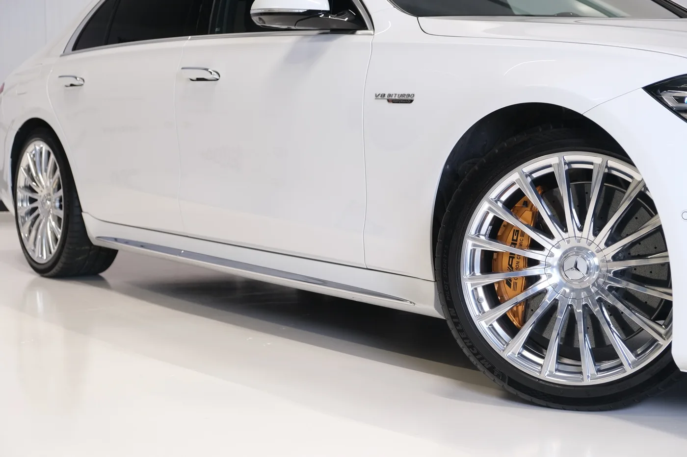 2025 Mercedes-AMG S 63 E Performance proposée par un négociant en voitures de collection à Alkmaar, Pays-Bas, photo 5 sur 15