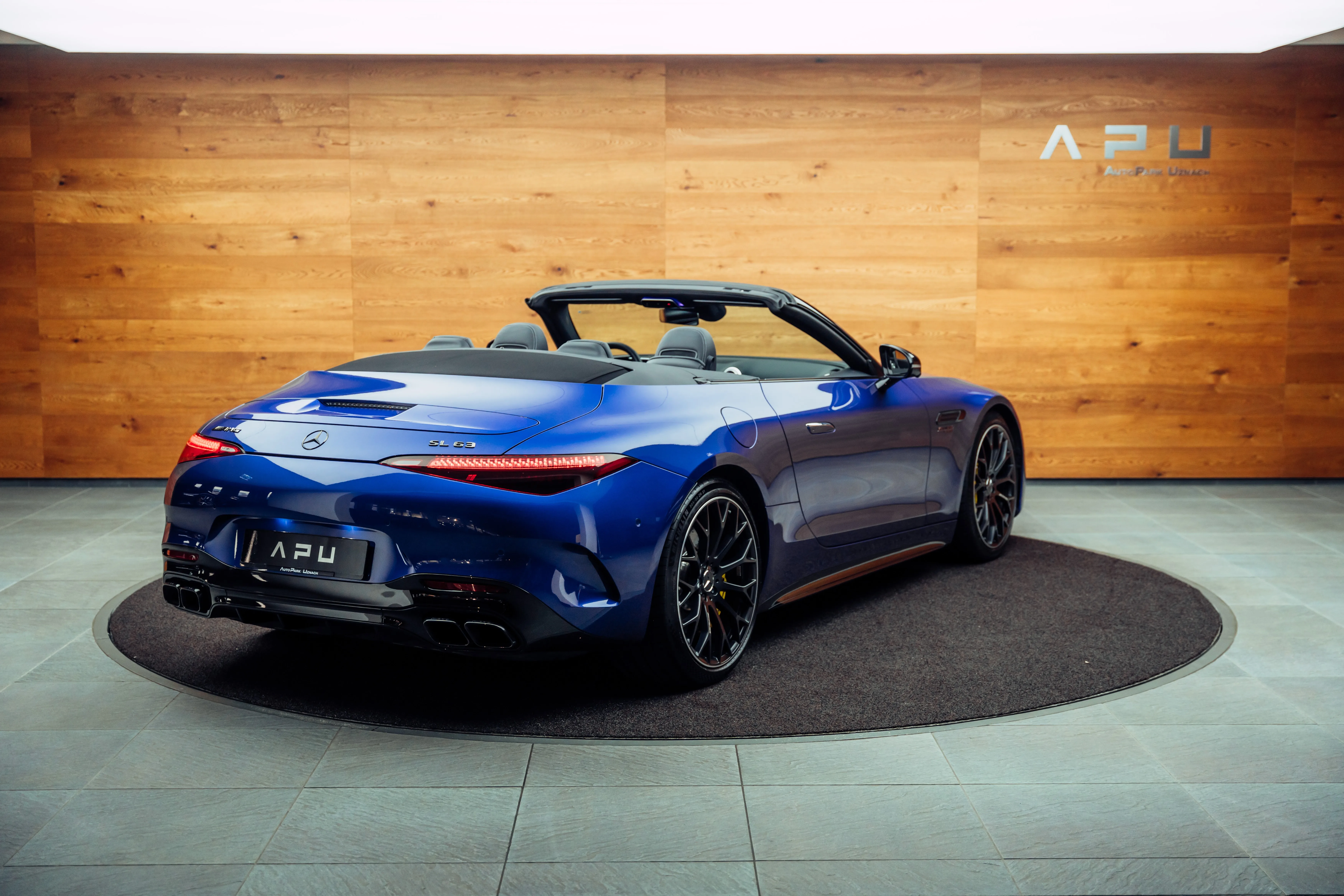 2025 Mercedes-AMG SL 63, 2/24