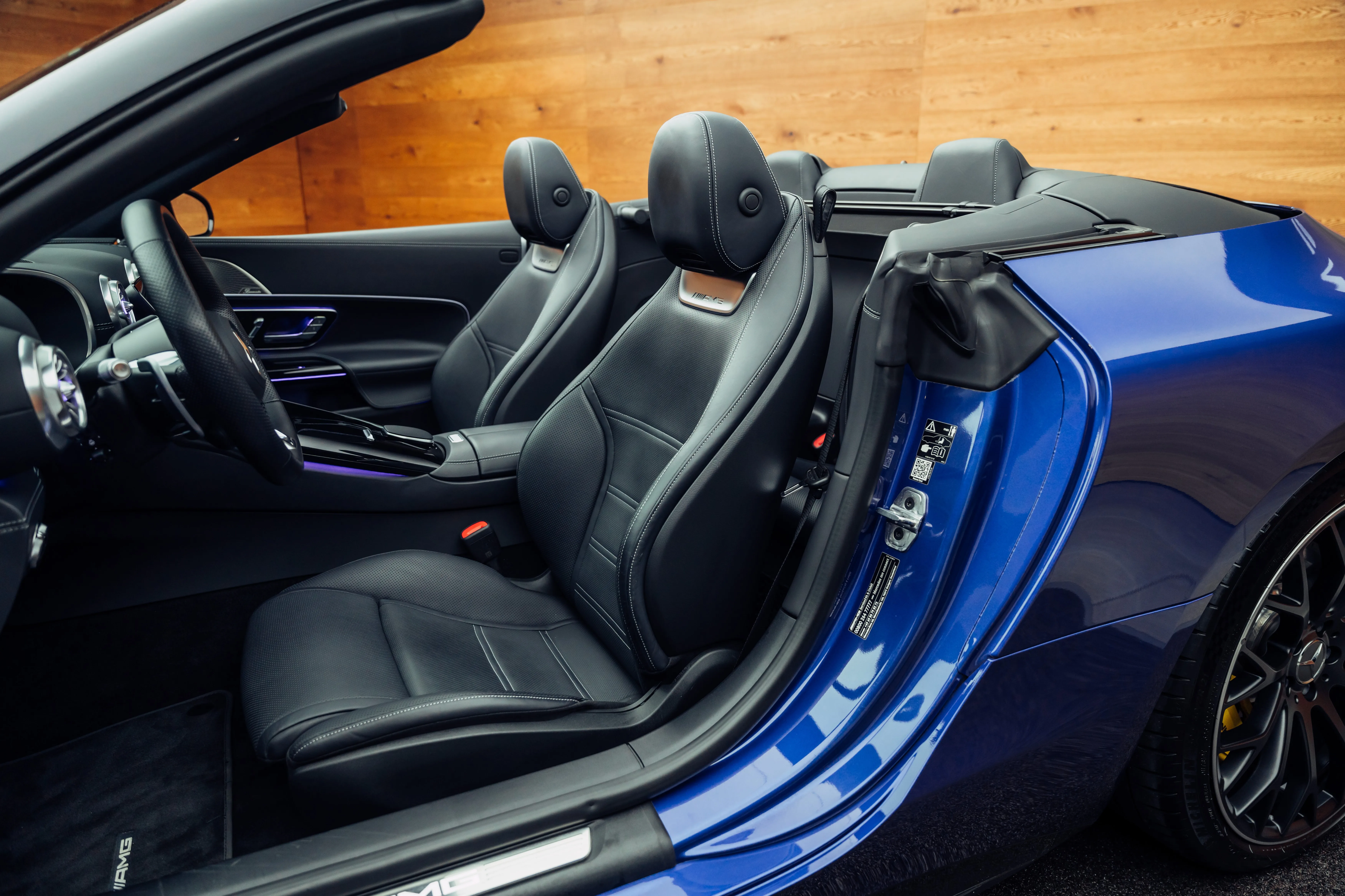 2025 Mercedes-AMG SL 63, 8/24