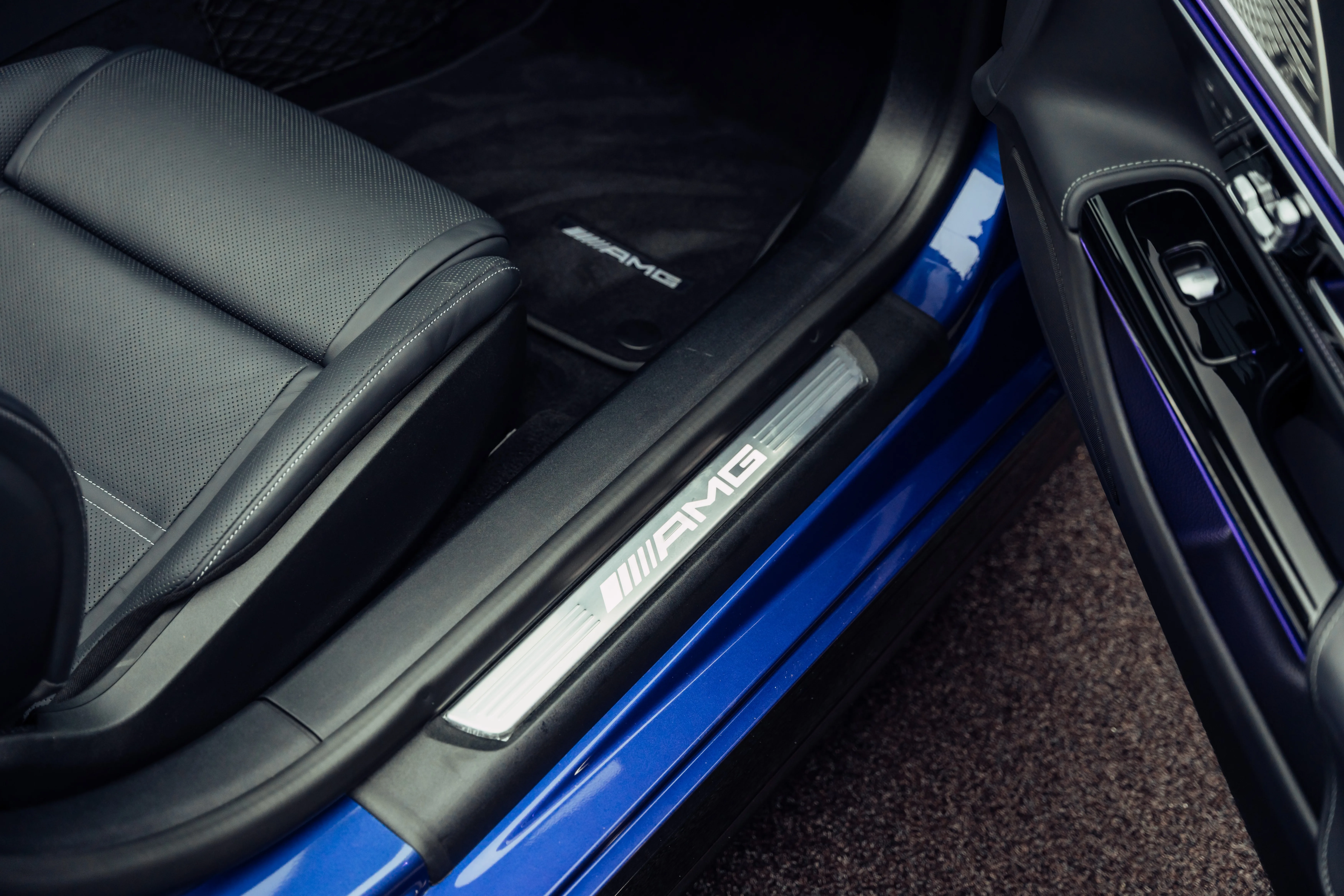 2025 Mercedes-AMG SL 63, 18/24