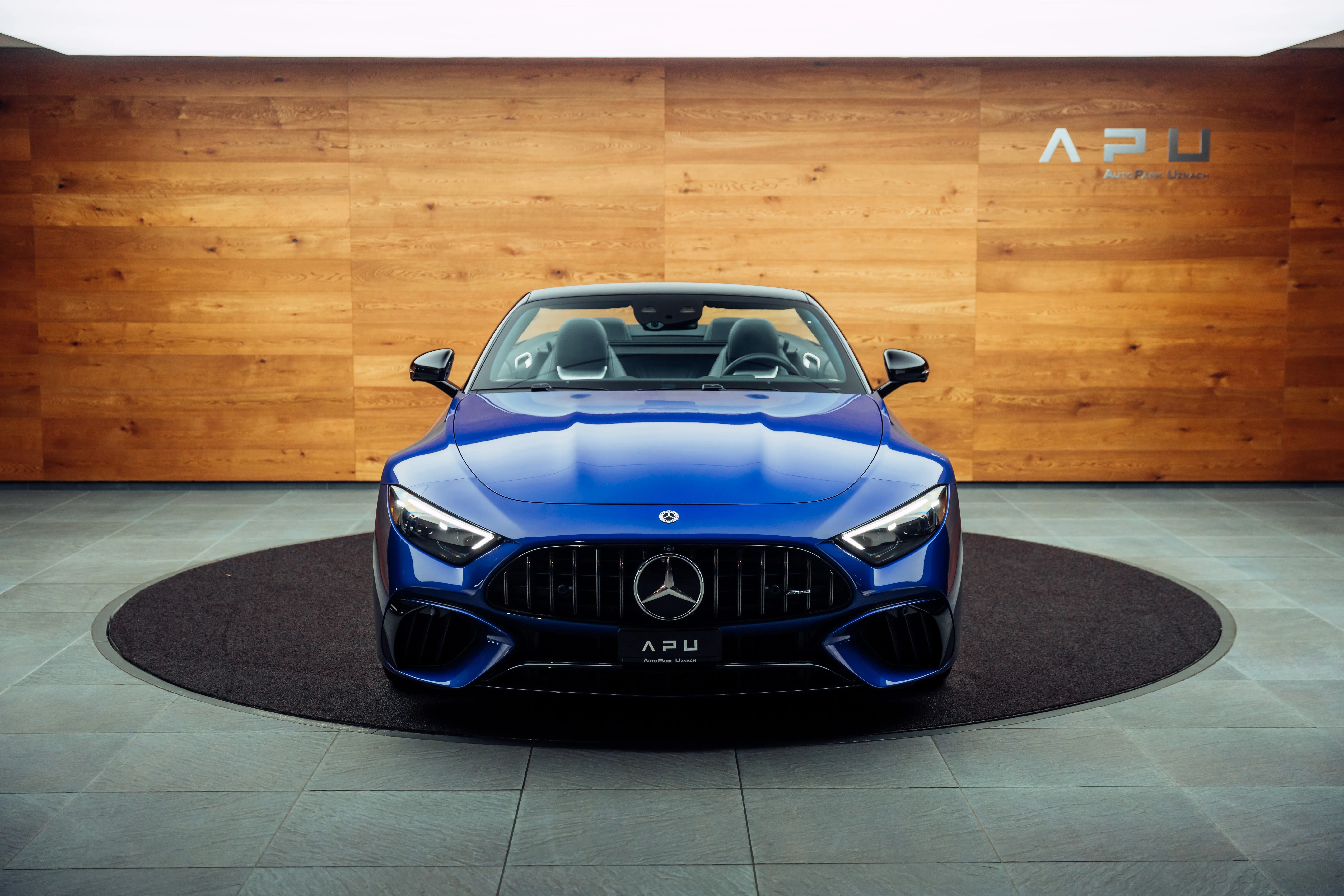 2025 Mercedes-AMG SL 63, 20/24