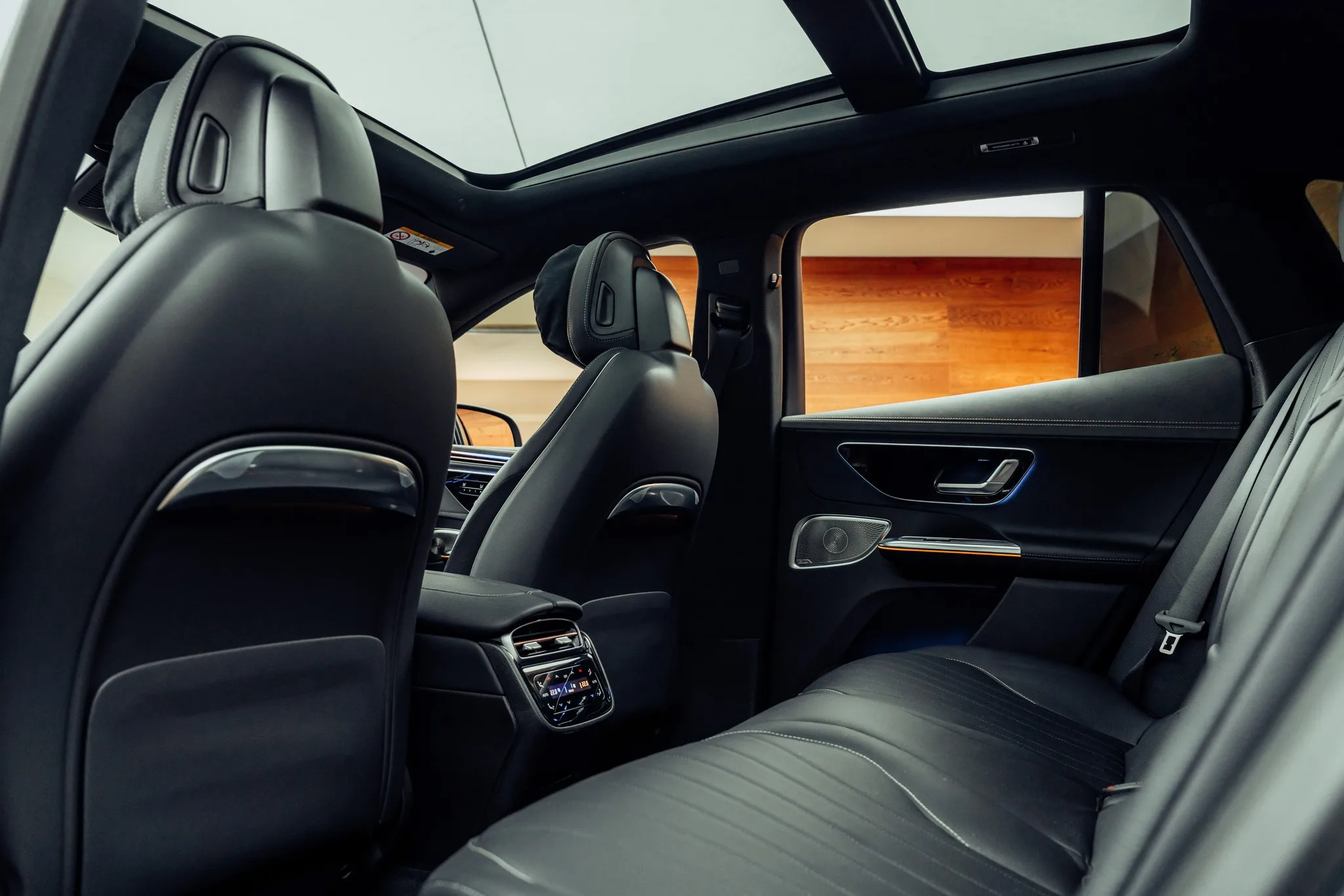 2025 Mercedes-Benz EQE SUV, 10/22