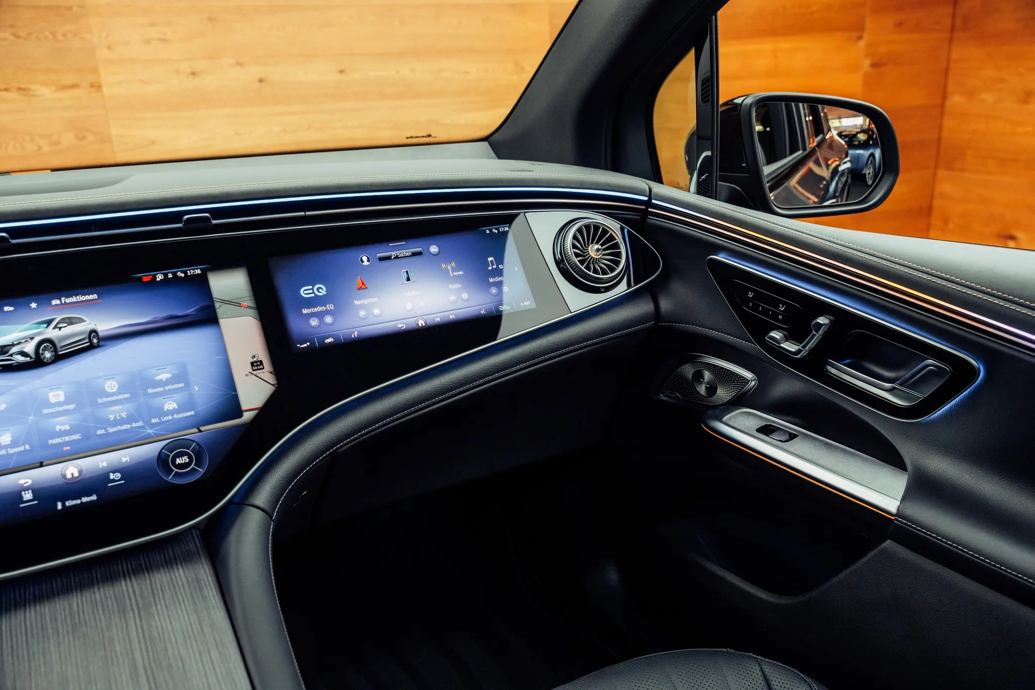 2025 Mercedes-Benz EQE SUV, 12/22