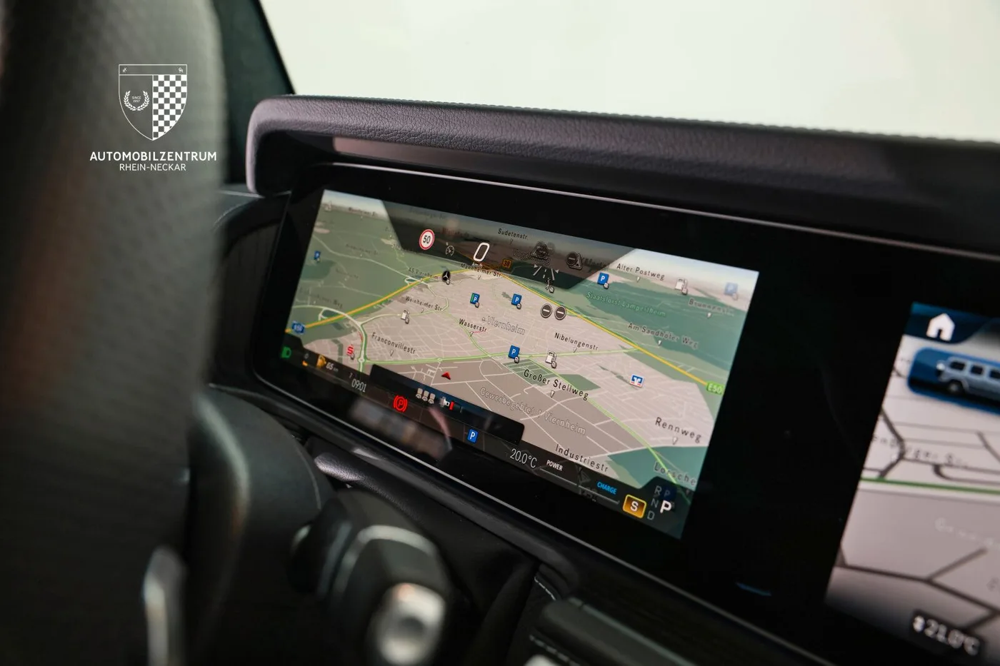 2025 Mercedes-Benz G 450 d AMG Line offered by a supercar dealer in Viernheim, Germany, photo 15 of 25