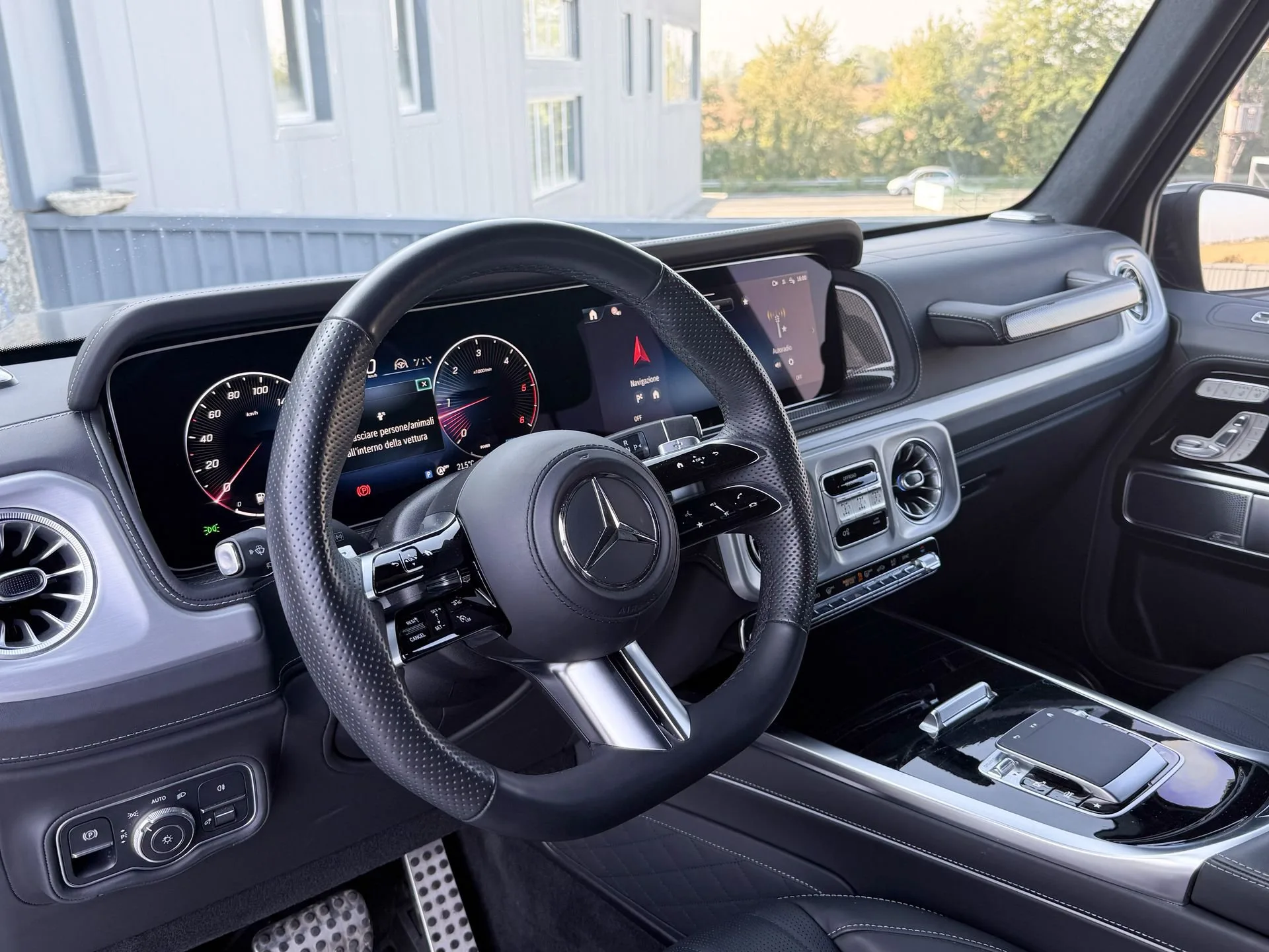 2025 Mercedes-Benz G 450 d, 8/21