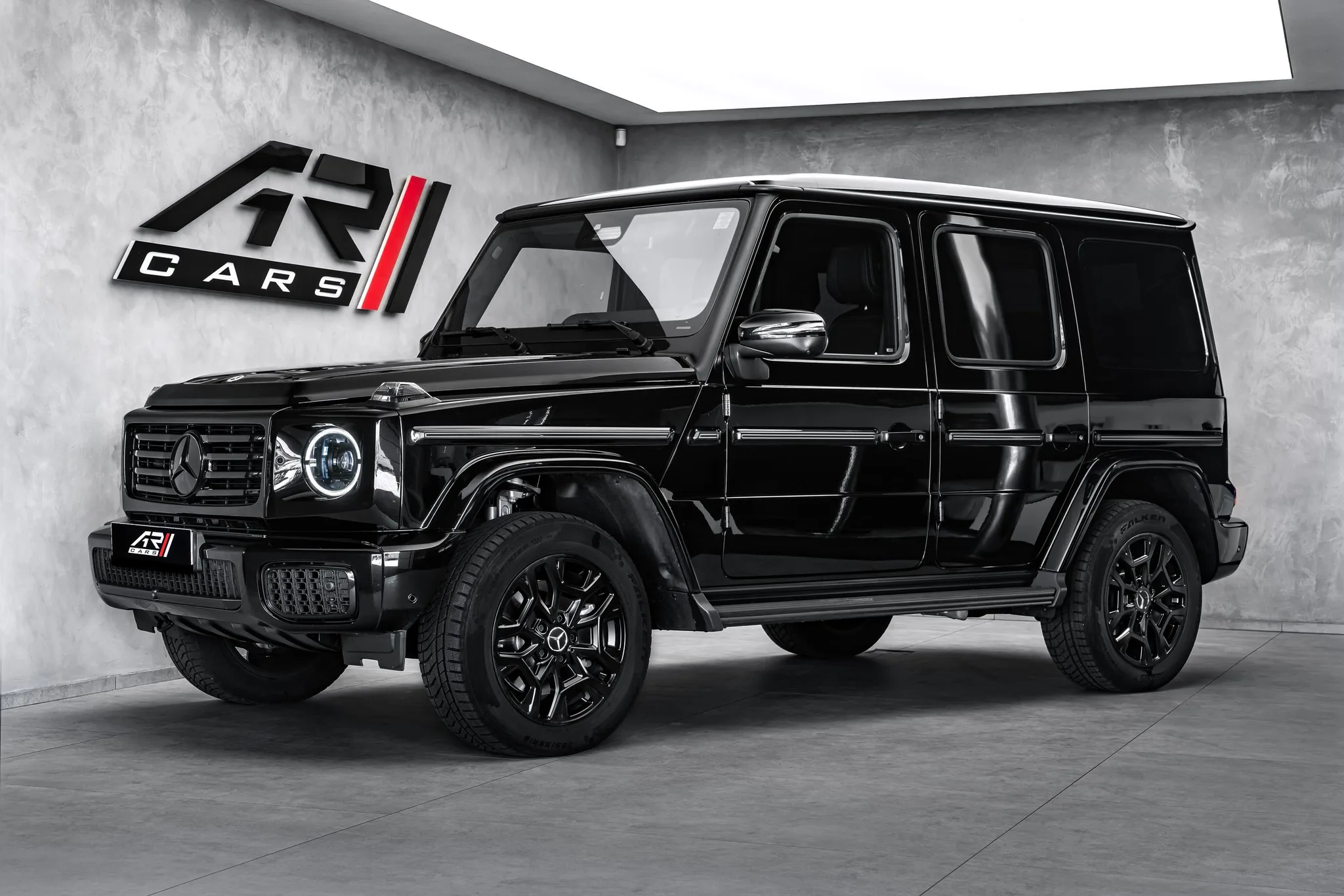 2025 Mercedes-Benz G 450 d Exclusive Line angeboten von einem Fachhändler in Ostrava, Tschechien, Hauptfoto