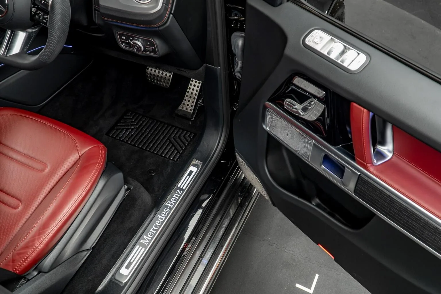 2025 Mercedes-Benz G 500 AMG Line, 28/30