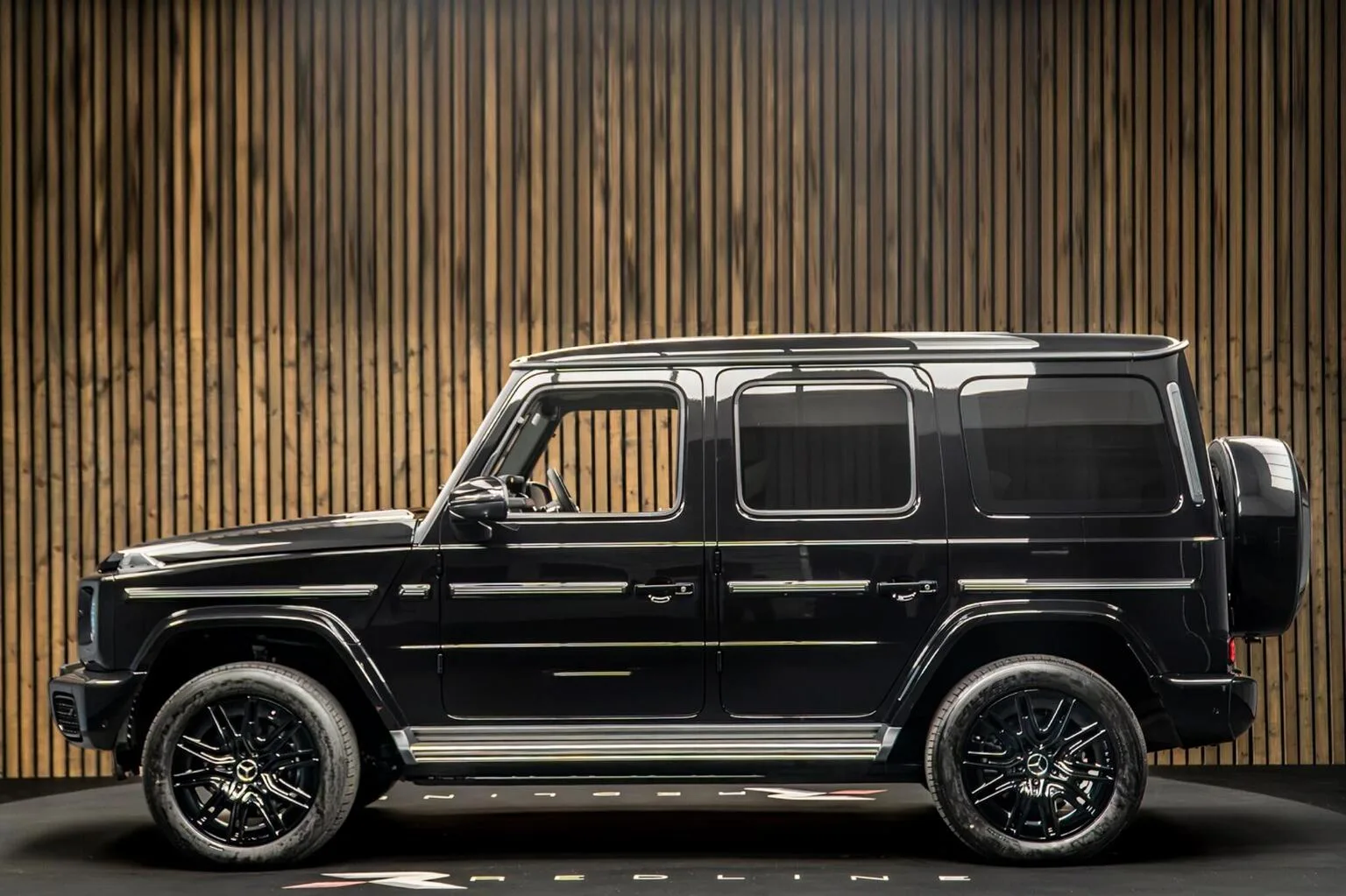 2025 Mercedes-Benz G 500 AMG Line, 7/30