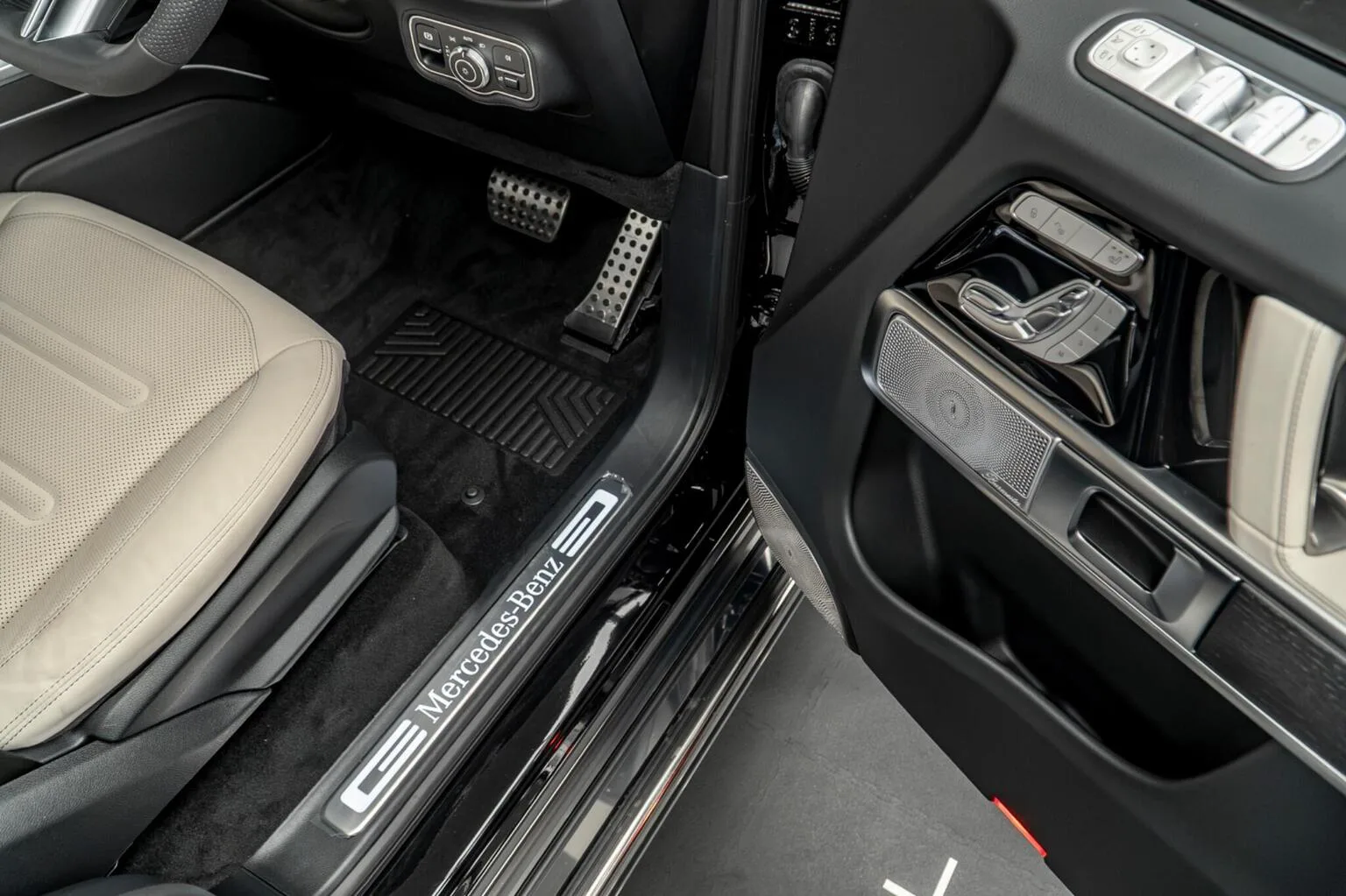 2025 Mercedes-Benz G 500 AMG Line, 28/30