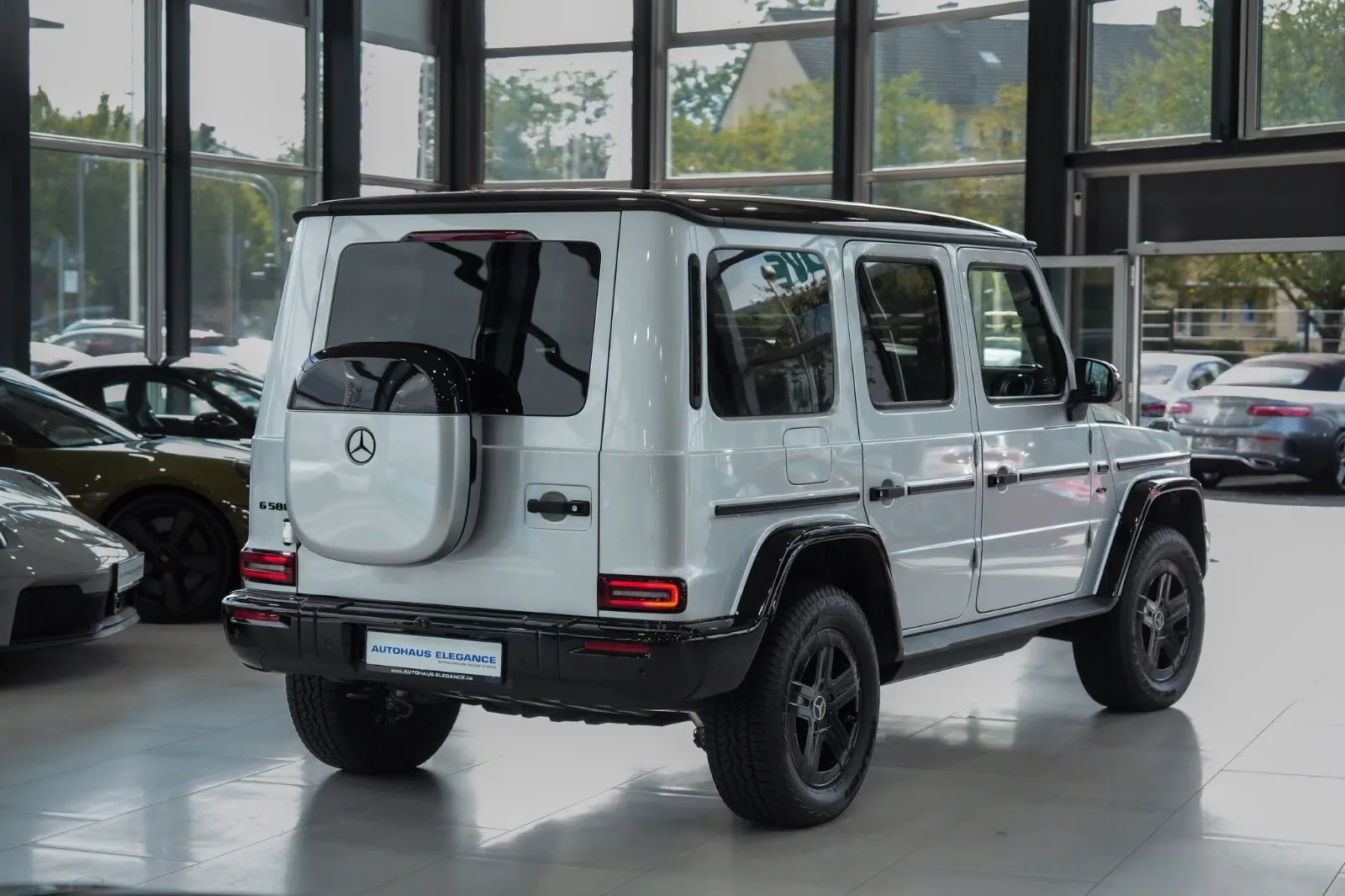 2025 Mercedes-Benz G 580 with EQ Technology, 2/30