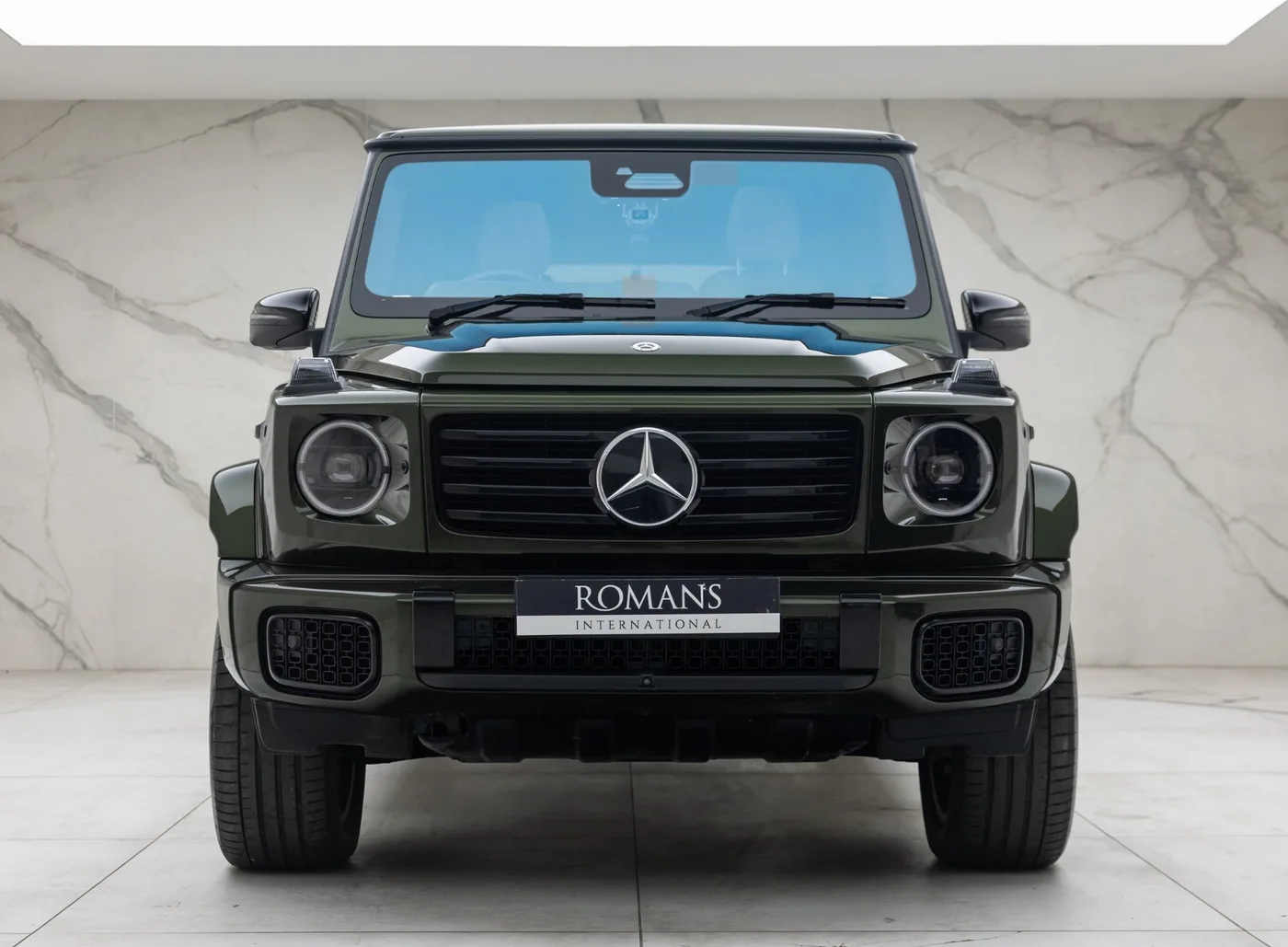 2025 Mercedes-Benz G 580 with EQ Technology offered by a specialist dealer in Banstead, United Kingdom, photo 5 of 15