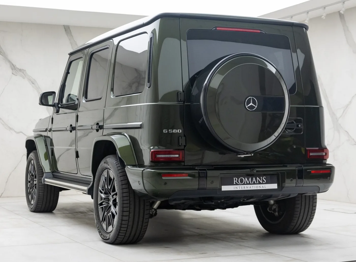 2025 Mercedes-Benz G 580 with EQ Technology offered by a specialist dealer in Banstead, United Kingdom, photo 8 of 15
