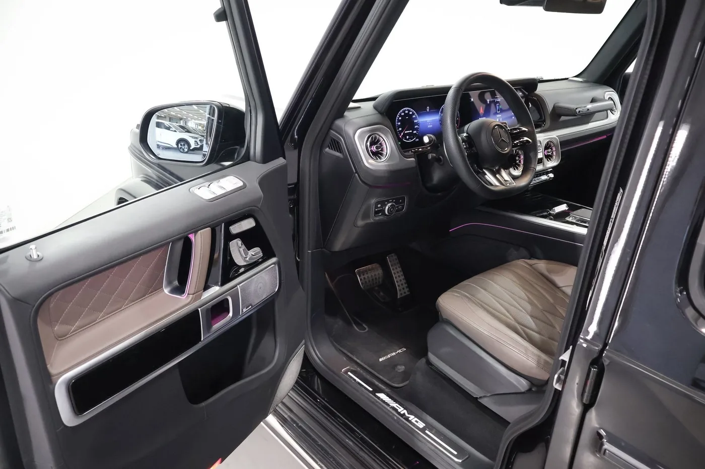 2025 Mercedes-AMG G 63 angeboten von einem Supersportwagenhändler in Zibido San Giacomo, Italien, Foto 8 von 21