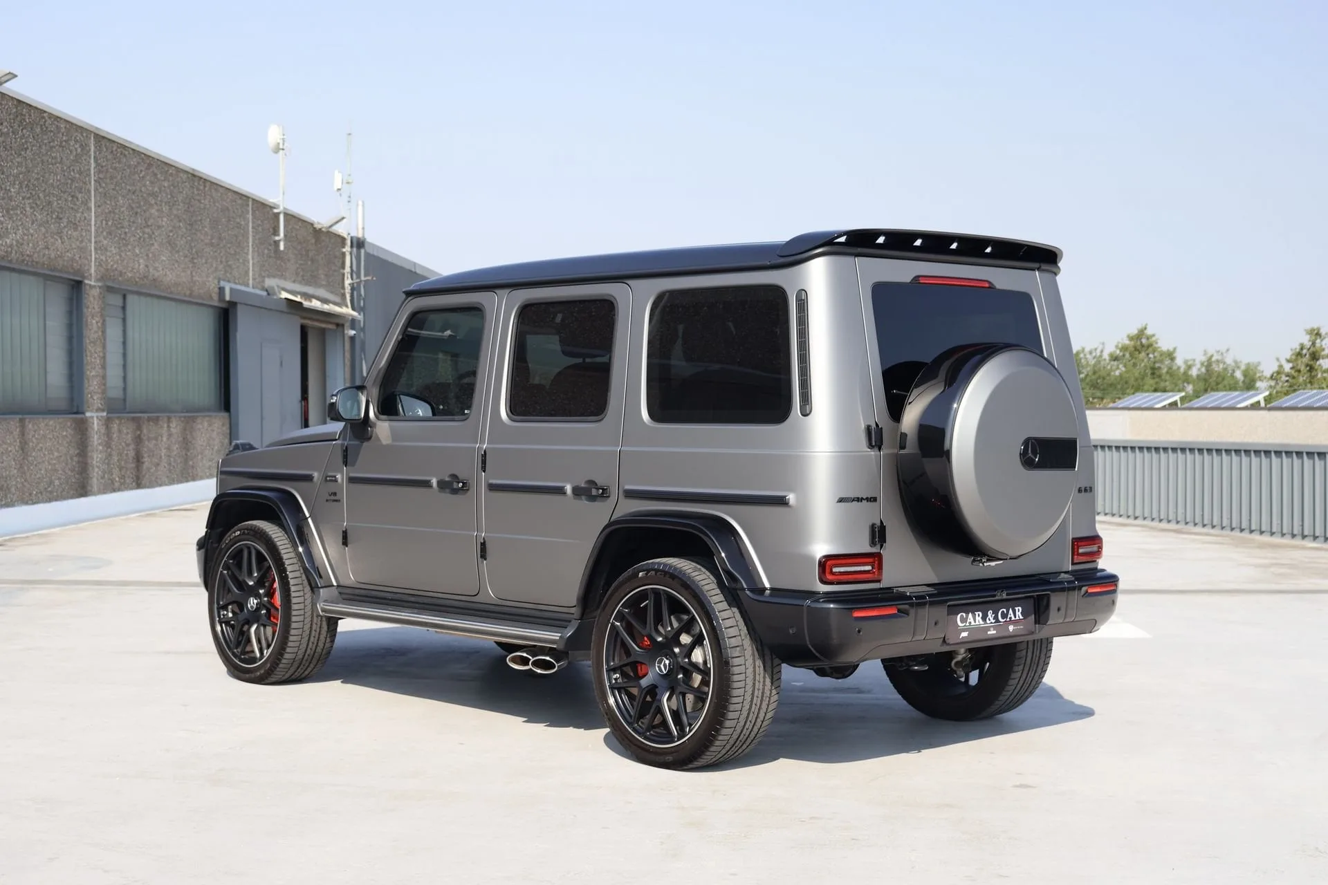 2025 Mercedes-Benz G 63 AMG +, 2/12