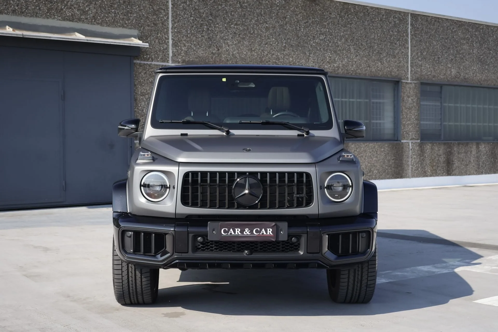 2025 Mercedes-Benz G 63 AMG + angeboten von einem Fachhändler in Zibido San Giacomo, Italien, Hauptfoto