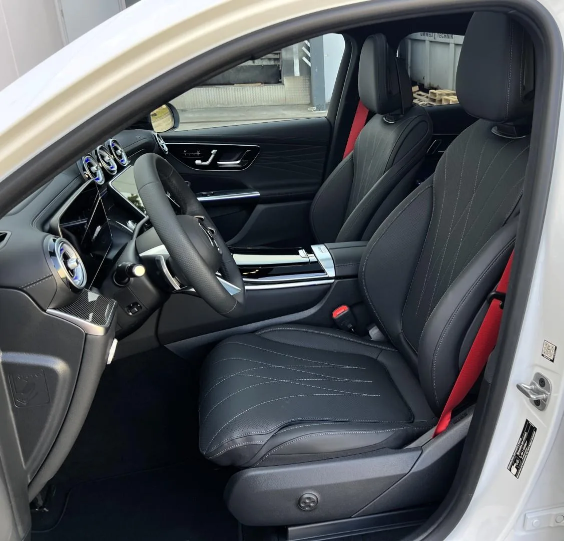 2025 Mercedes-Benz GLC 300 de Coupé, 4/22