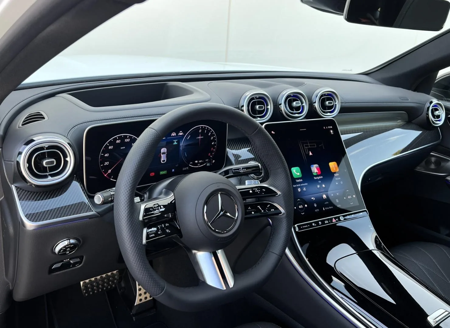 2025 Mercedes-Benz GLC 300 de Coupé, 10/22