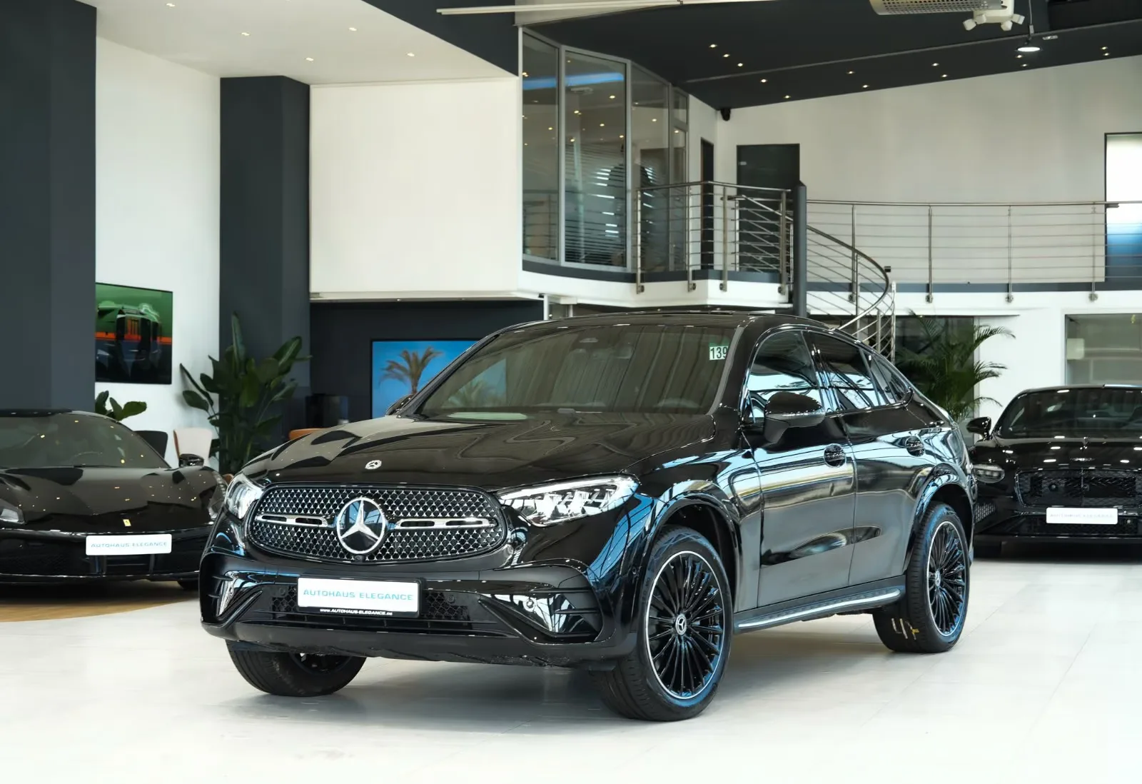 2025 Mercedes-Benz GLC 300 de 4MATIC Coupé, AMG Line angeboten von einem Fachhändler in Köln, Deutschland, Hauptfoto