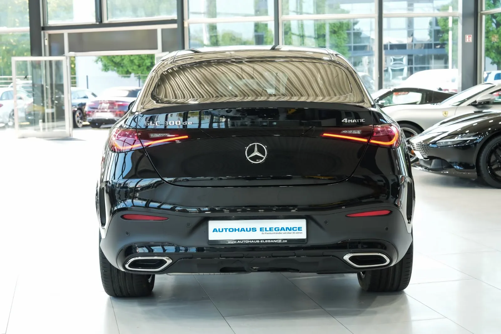 2025 Mercedes-Benz GLC 300 de 4MATIC Coupé, AMG Line, 5/24