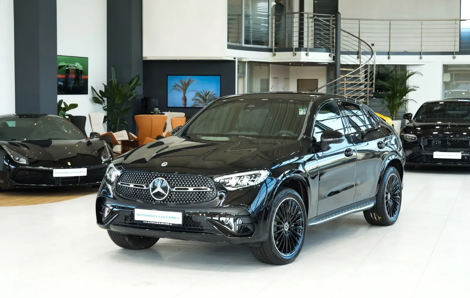2025 Mercedes-Benz GLC 300 de 4MATIC Coupé, AMG Line, 7/24