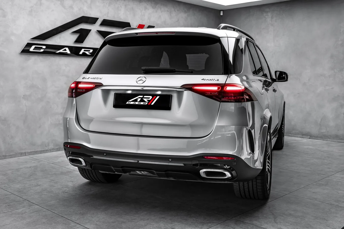 2025 Mercedes-Benz GLE 450 d 4MATIC proposée par un concessionnaire spécialisé à Ostrava, Tchéquie, photo 6 sur 15