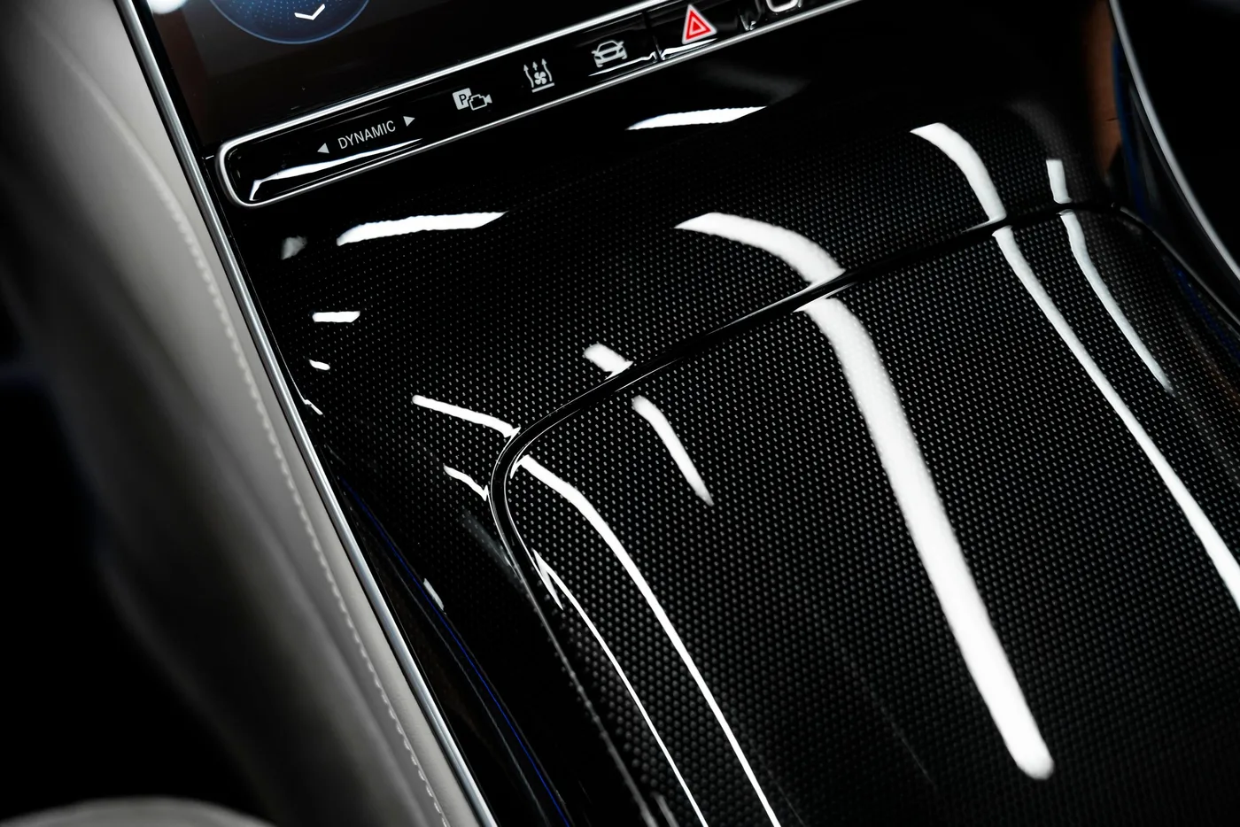 2025 Mercedes-Benz S 450 4MATIC, long offered by a specialist dealer in Bratislava, Slovakia, photo 14 of 15