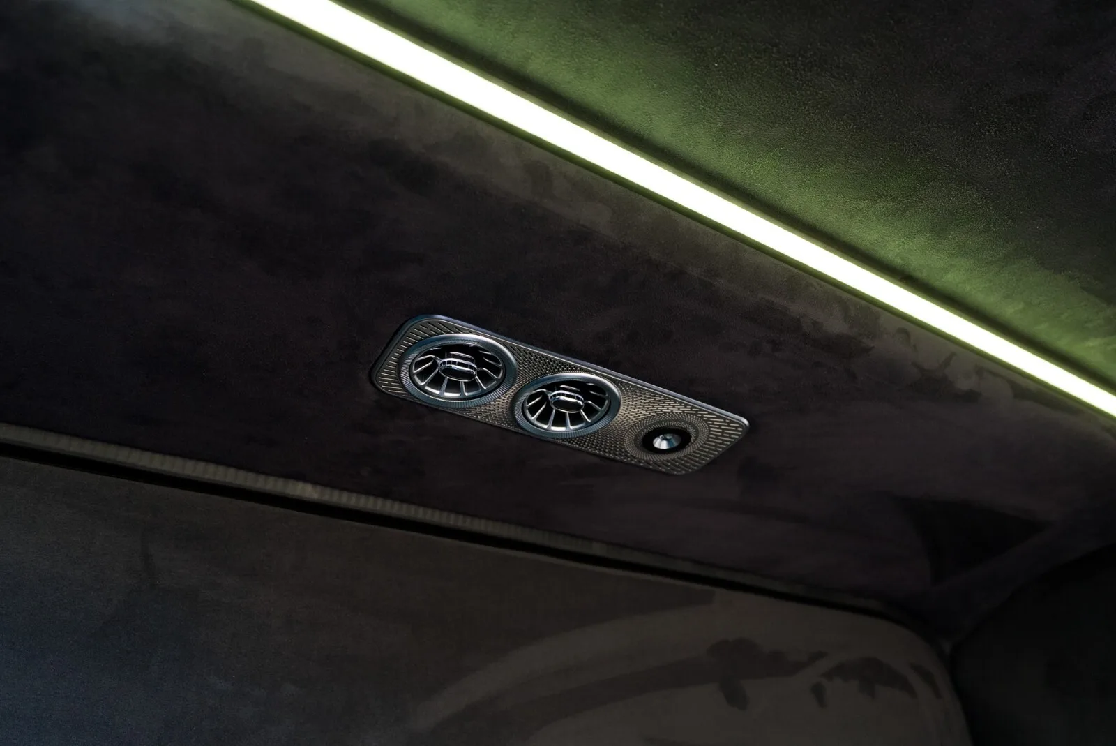 2025 Mercedes-Benz Sprinter Sutton First Class, 23/30
