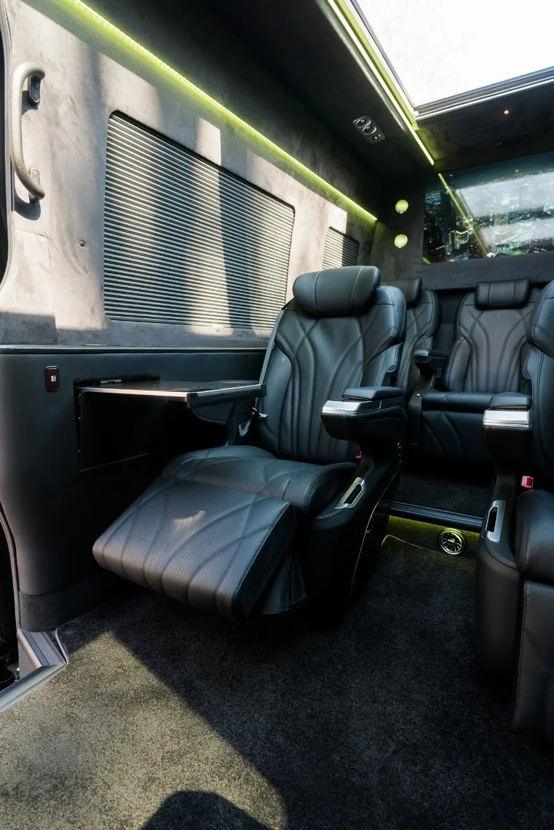 2025 Mercedes-Benz Sprinter Sutton First Class, 26/30