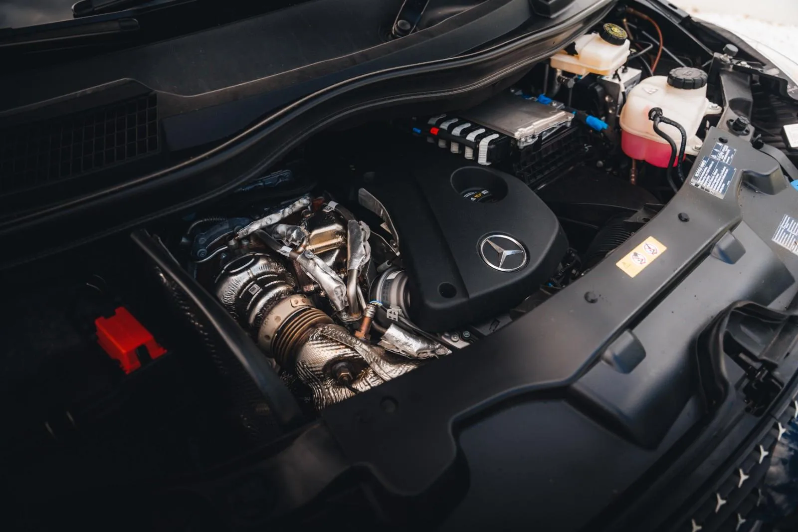2025 Mercedes-Benz V 300 d 4MATIC, Avantgarde, AMG Line, 28/29
