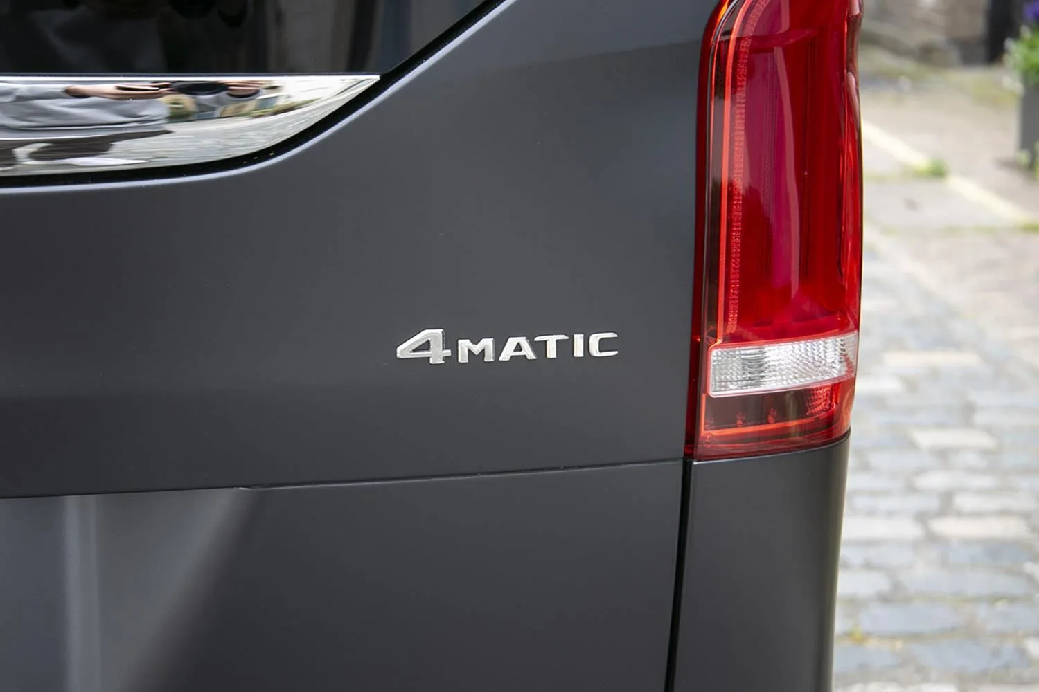 2025 Mercedes-Benz V 300 d 4MATIC, Avantgarde Edition, extra-long, BRABUS, 14/30