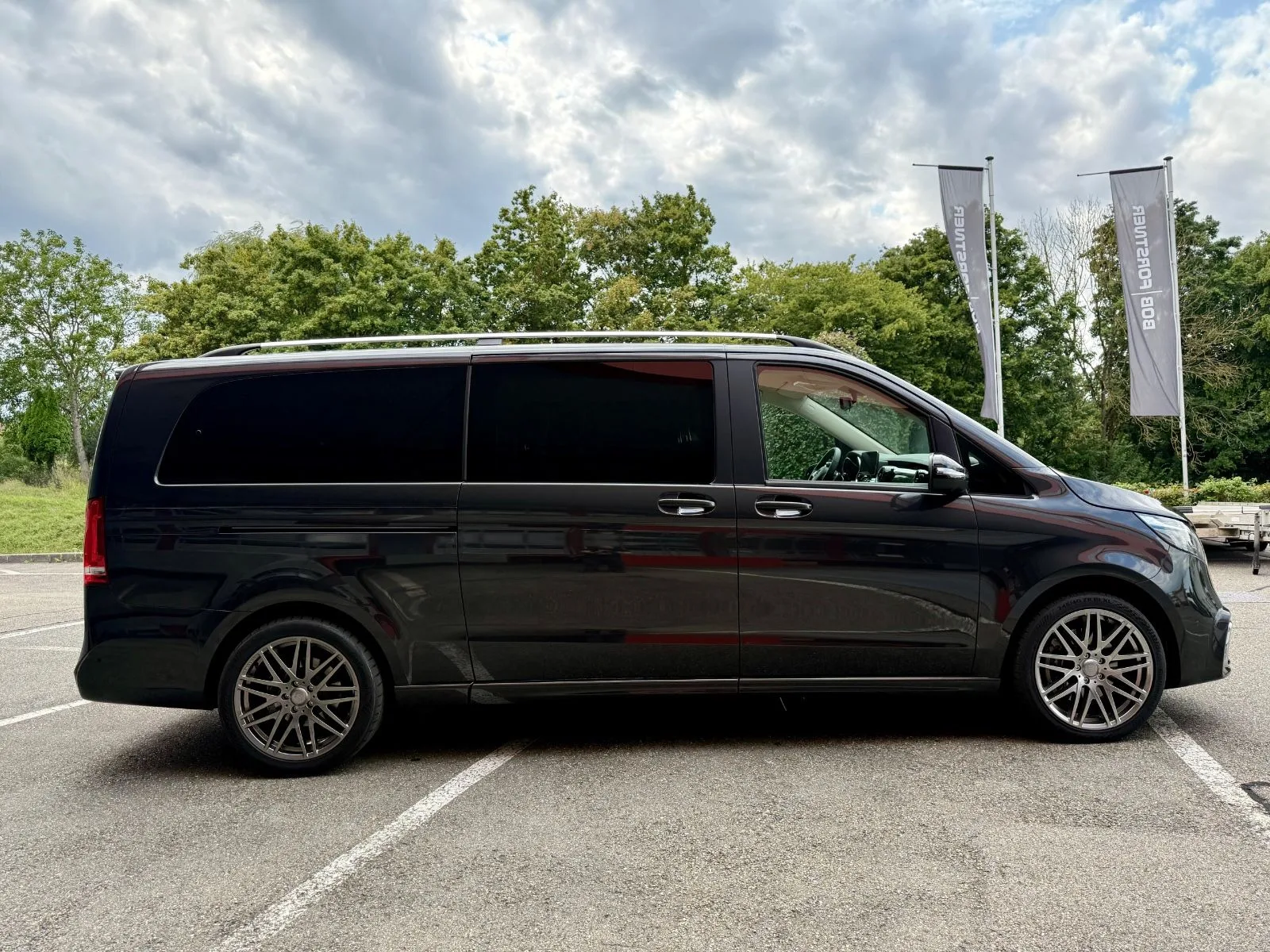 2025 Mercedes-Benz V 300 d 4MATIC, Avantgarde Edition, extra-long, BRABUS, 5/15