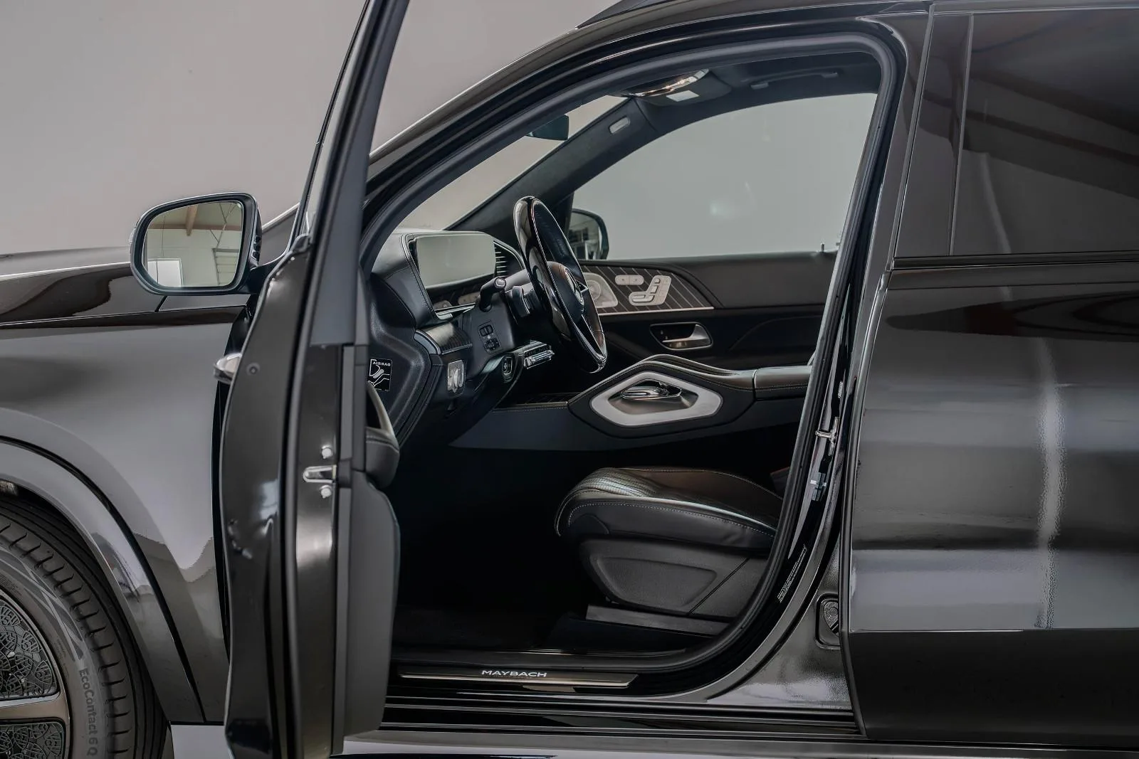 2025 Mercedes-Maybach GLS 600 Night Series, 24/30