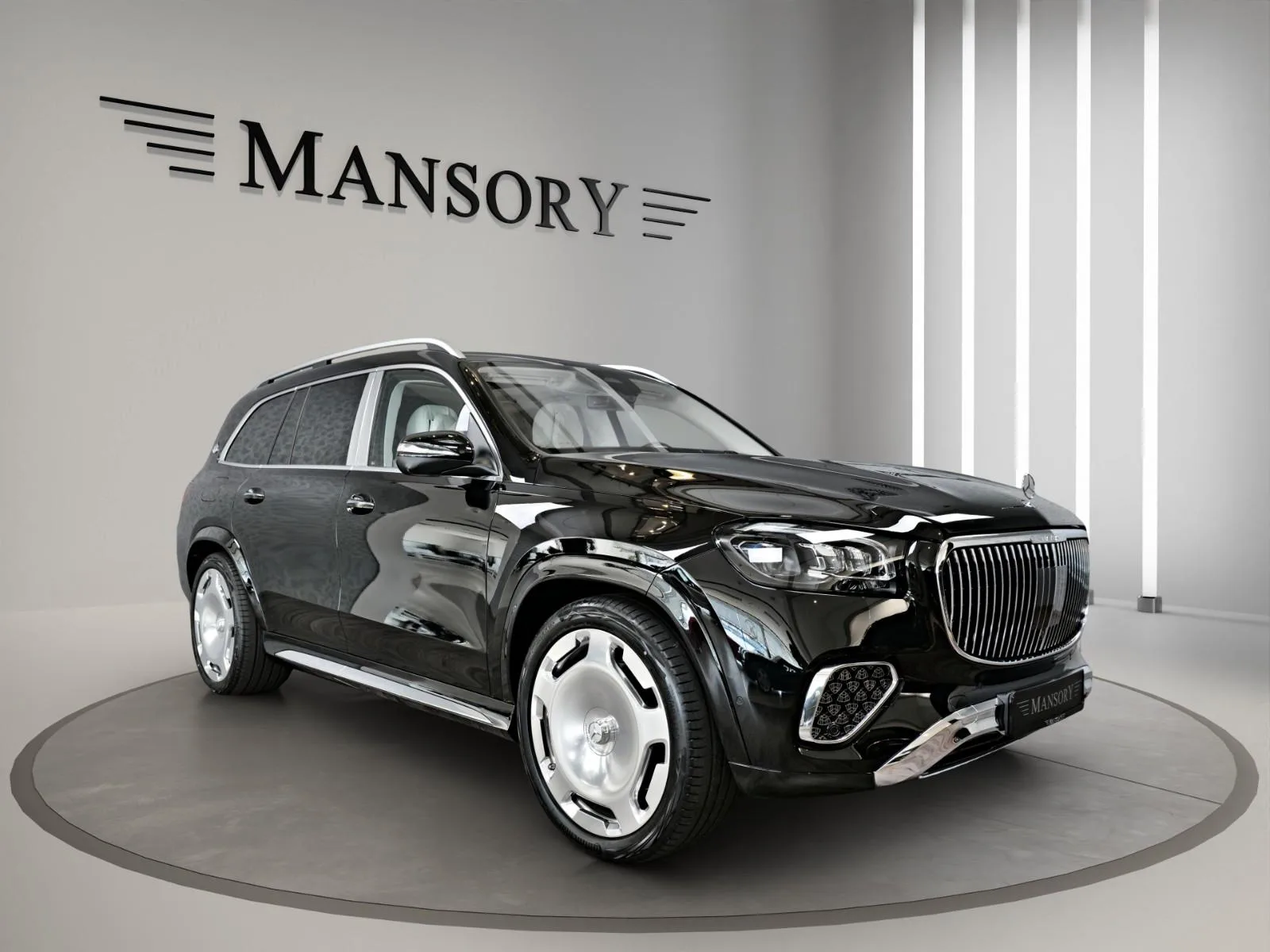 2025 Mercedes-Maybach GLS 600 angeboten von einem Fachhändler in Prag, Tschechien, Hauptfoto