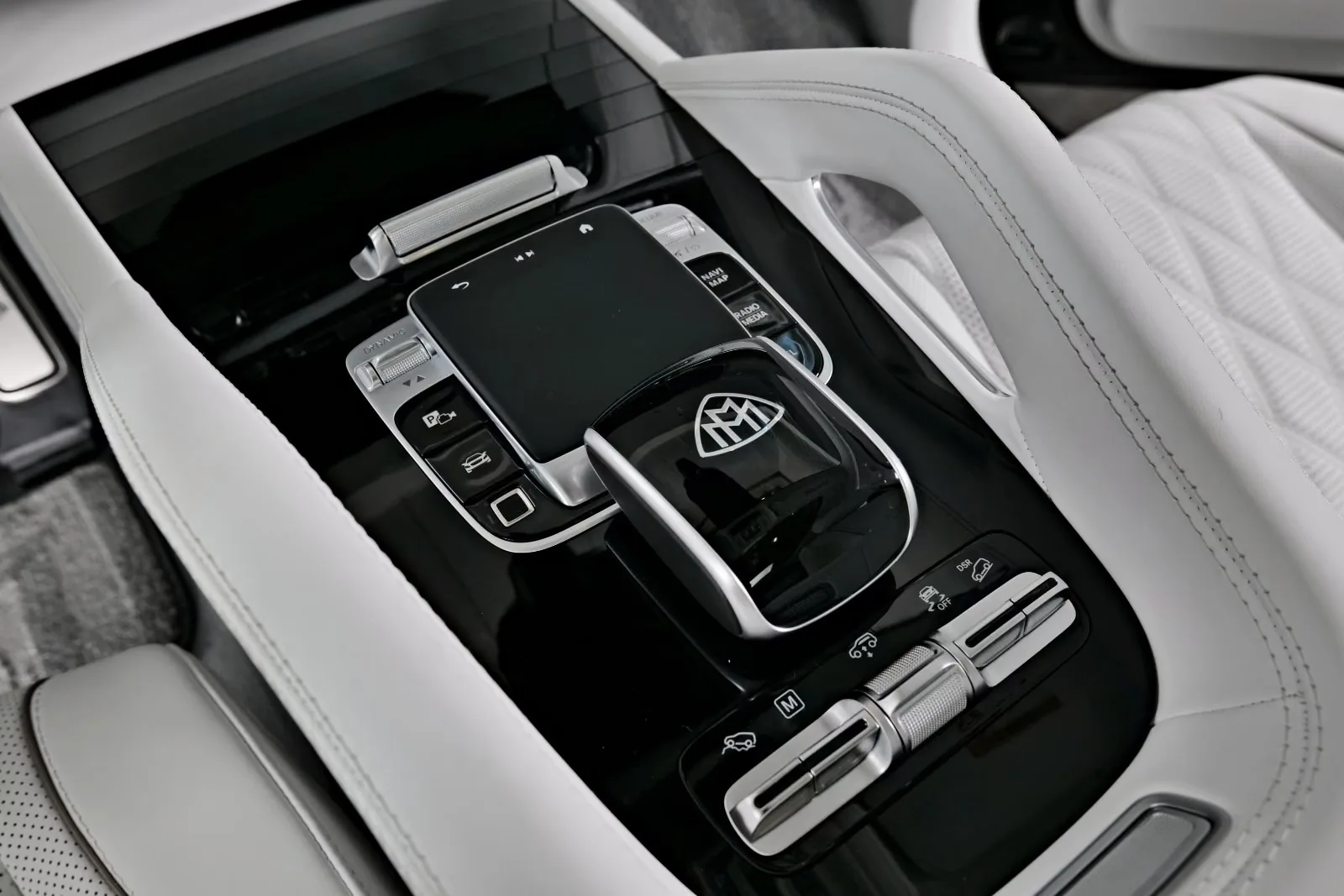 2025 Mercedes-Maybach GLS 600, 20/28
