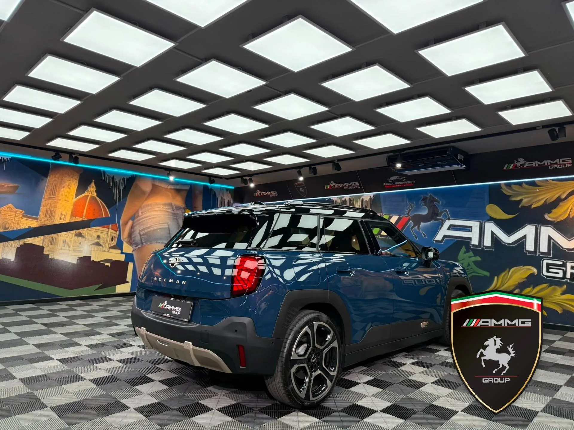 2025 MINI Aceman E Favoured, 6/15